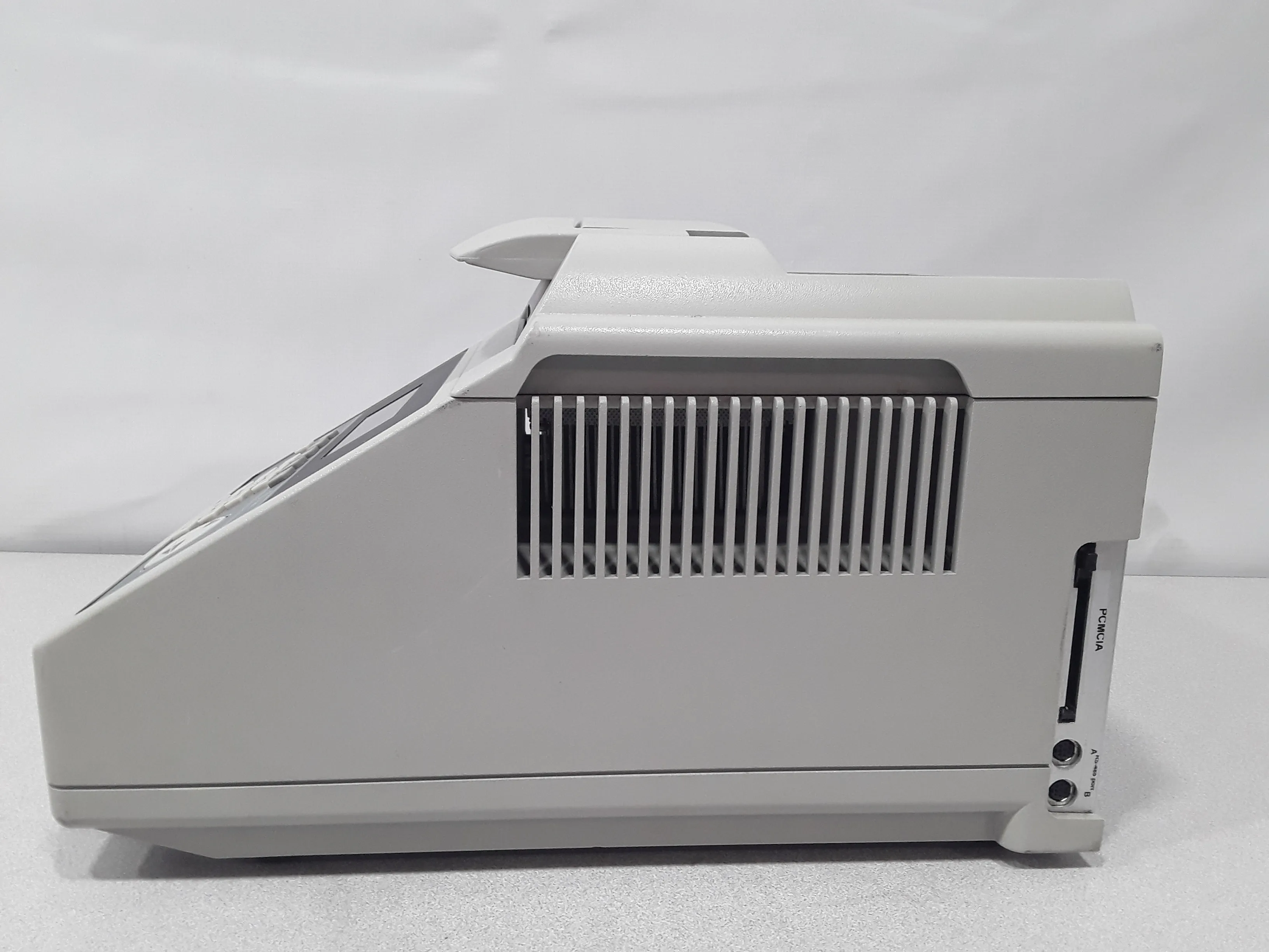 Applied Biosystems GeneAmp PCR System 9700 96-Well PCR Thermal Cycler