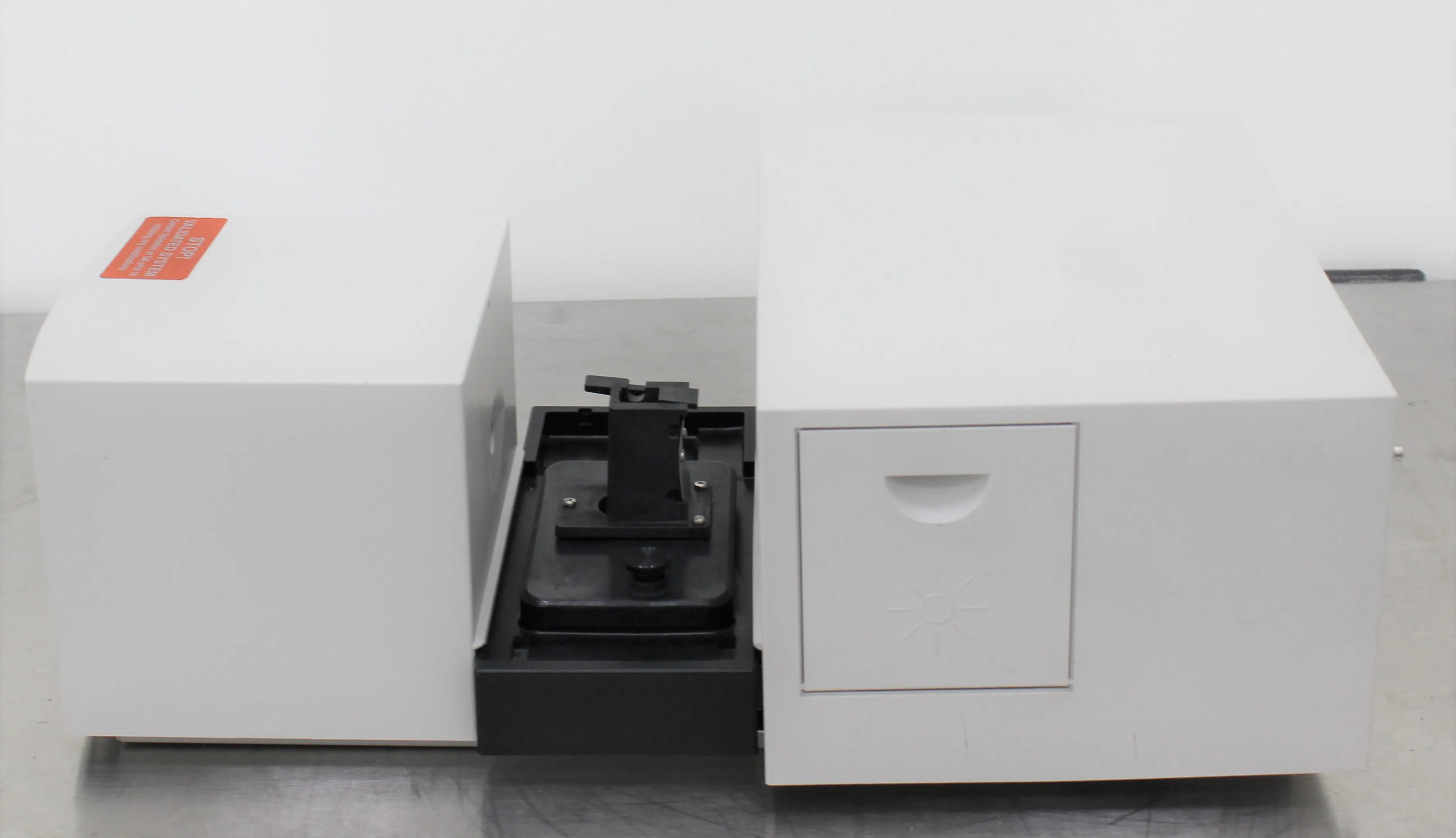 Agilent 8453 UV-Visible Spectrophotometer G1103A, Used Laboratory Equipment