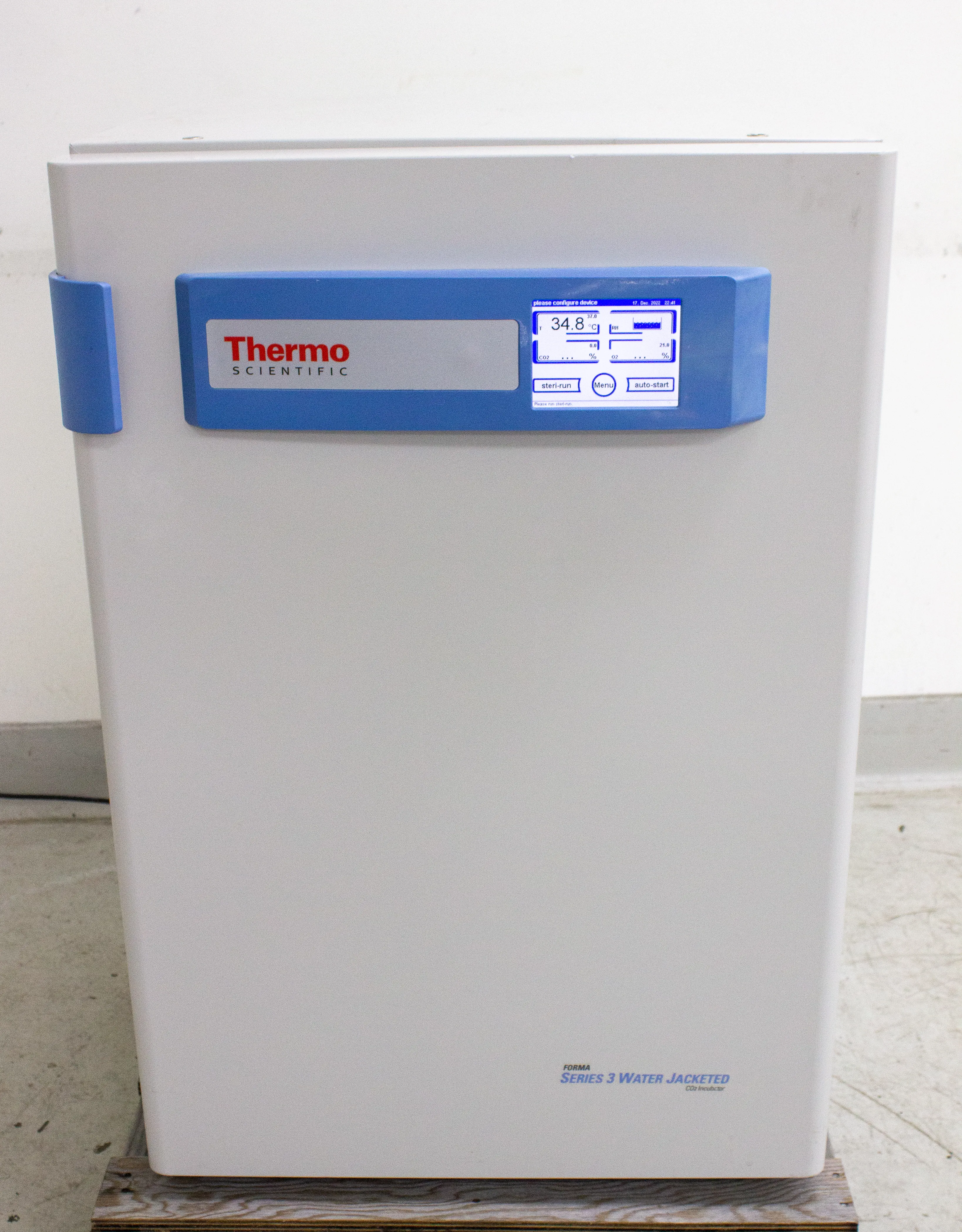 Thermo Forma Series 3 Water Jacketed Co2 Incubator Model 4120 - For parts or fix