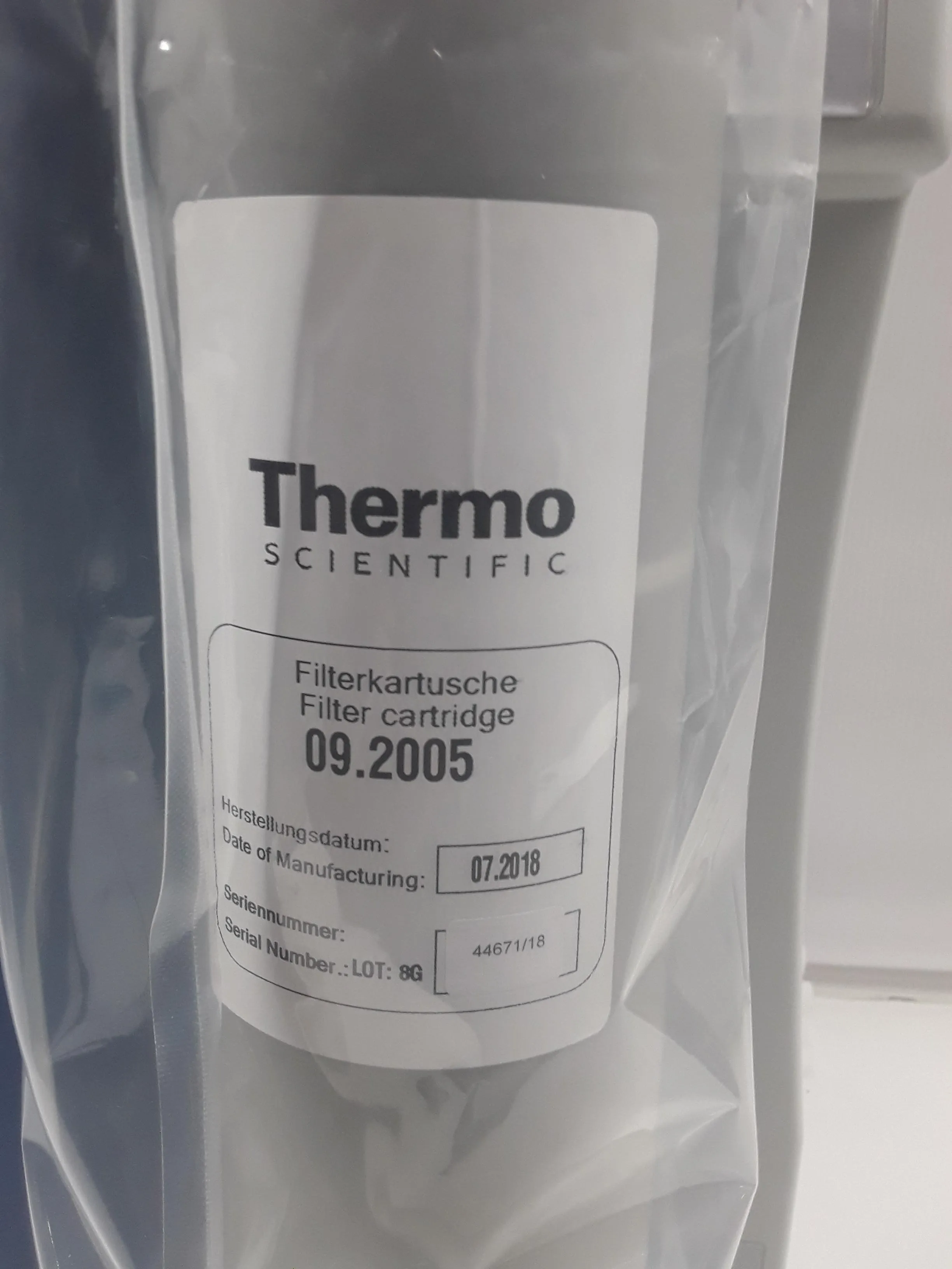 Thermo Fisher GenPure xCAD Plus Water Purification System 50136151