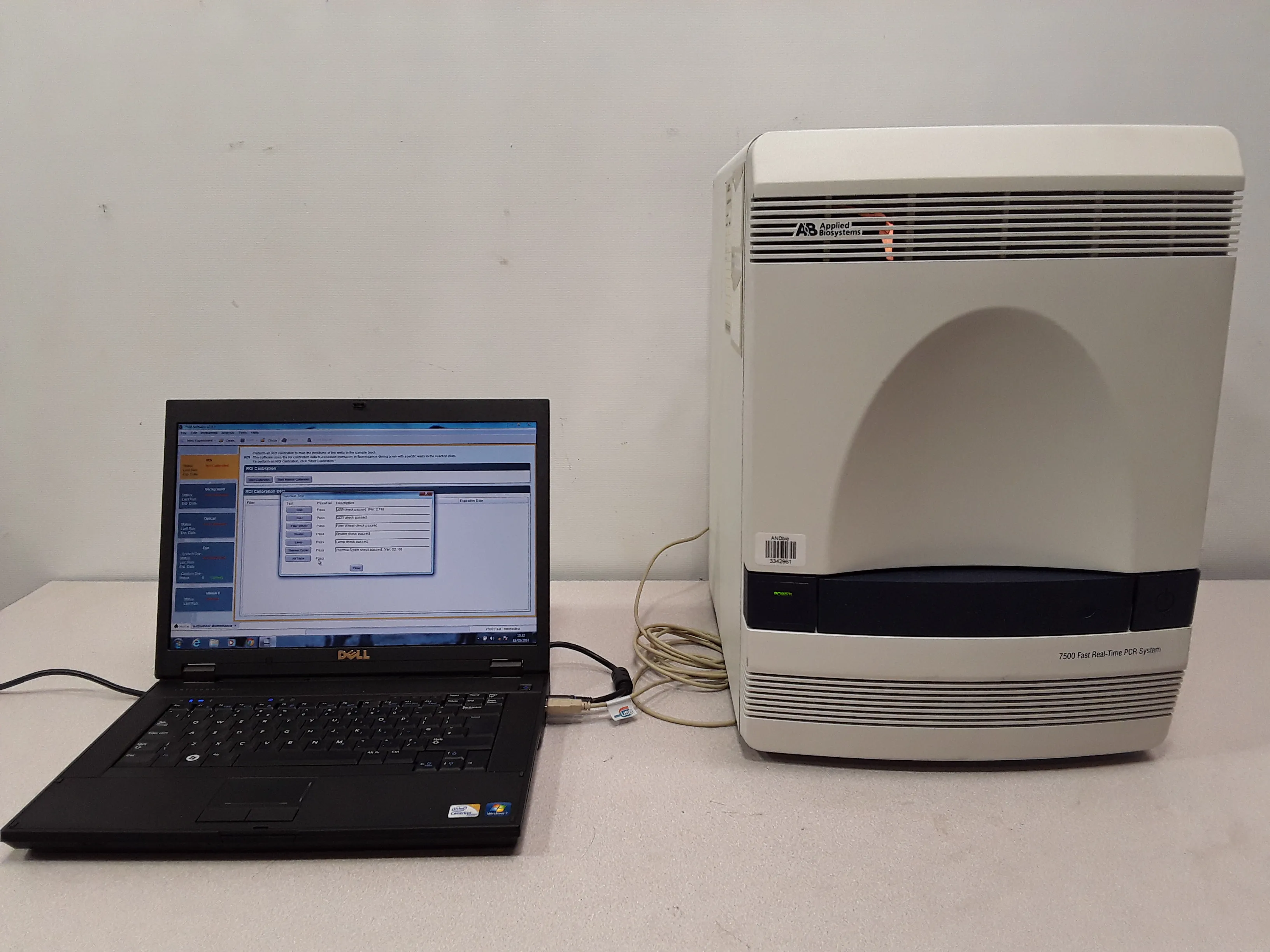 Applied Biosystems 7500 Fast Real-Time PCR System