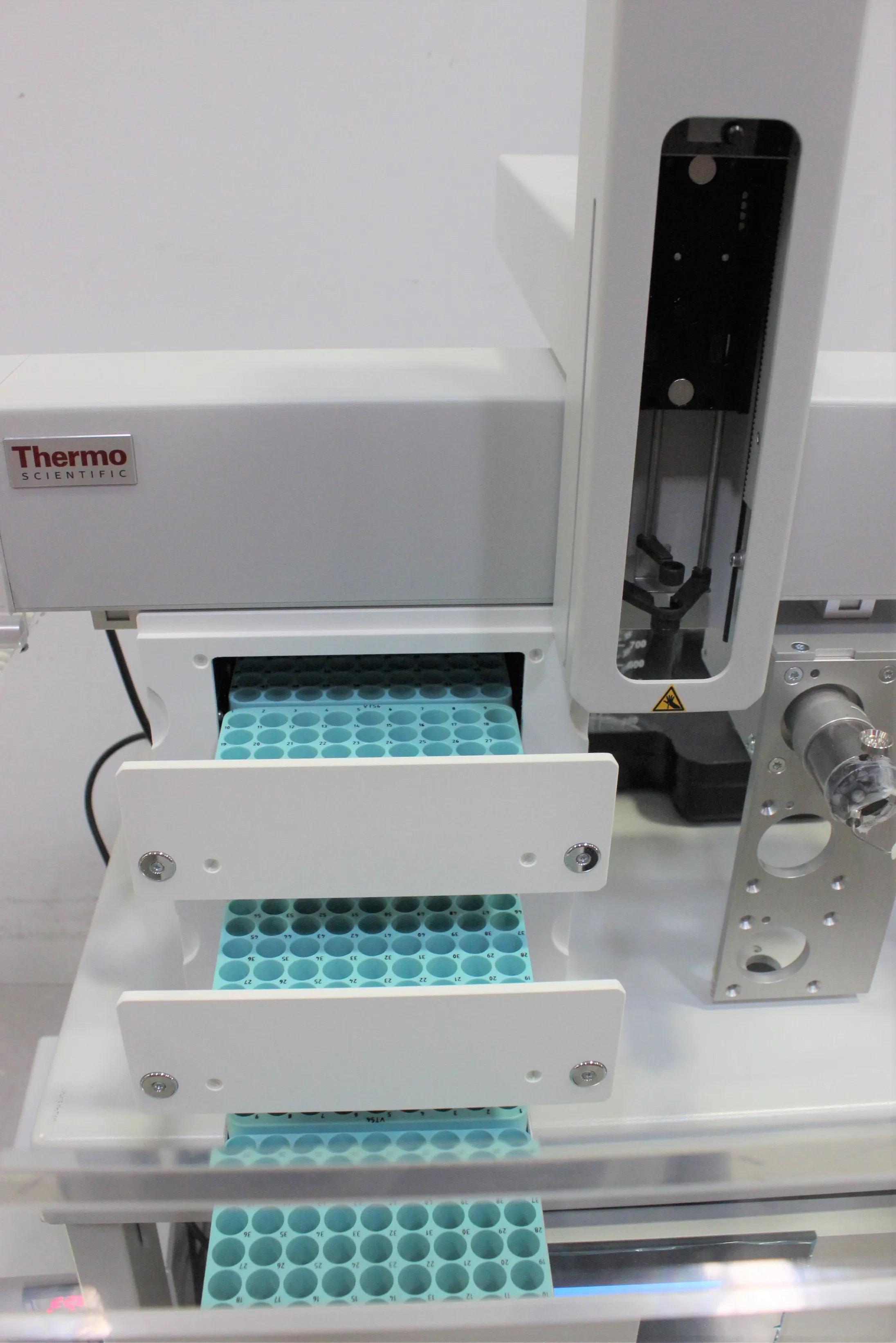 Thermo Fisher UltiMate 3000 XRS HPLC System - Used, 2013 Make