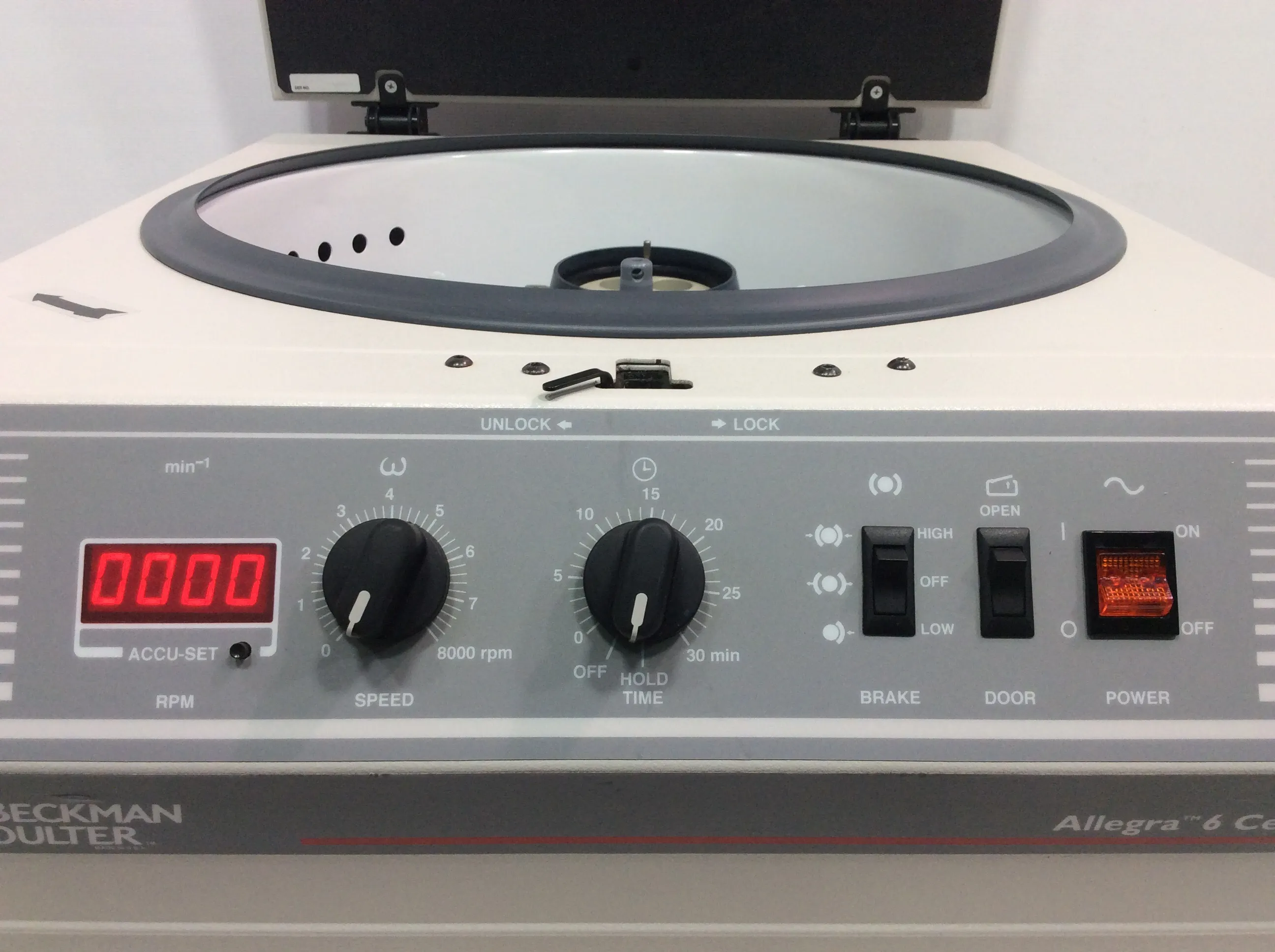 Beckman Coulter Allegra 6 Centrifuge with Swing Bucket Rotor