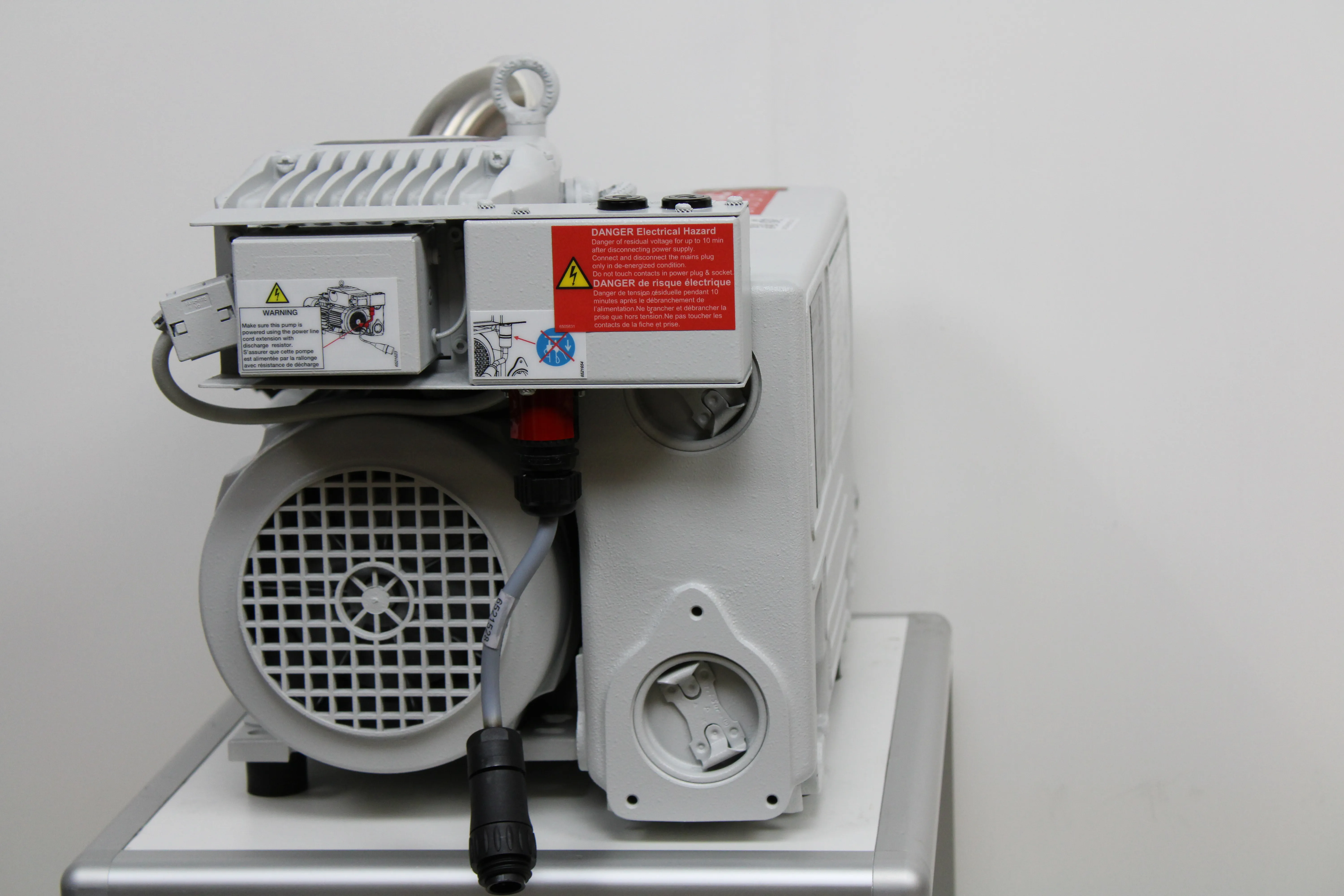 Leybold SOGEVAC SV65BIFC Vacuum Pump