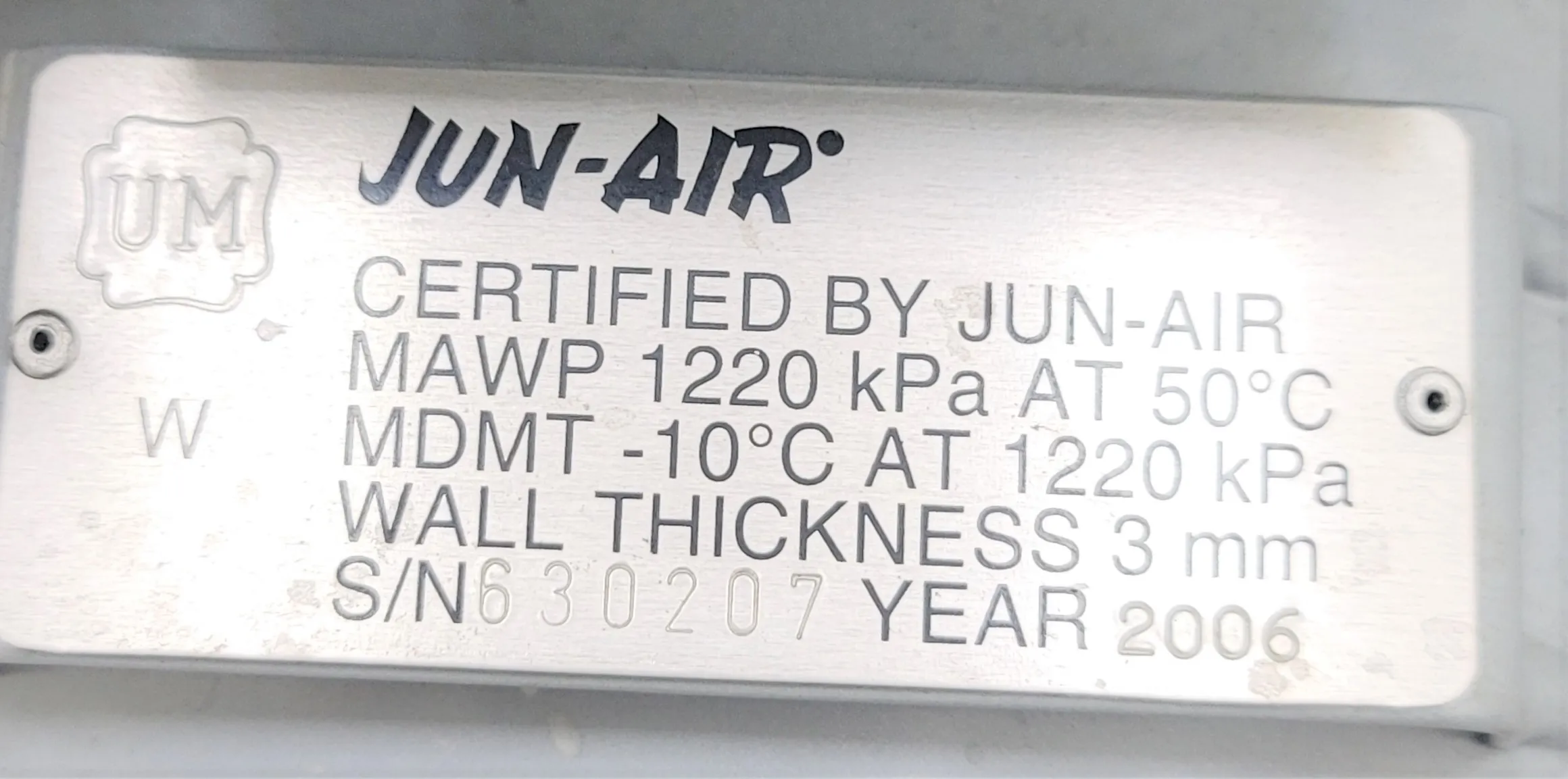 Jun-Air Model 6 Laboratory Air Compressor