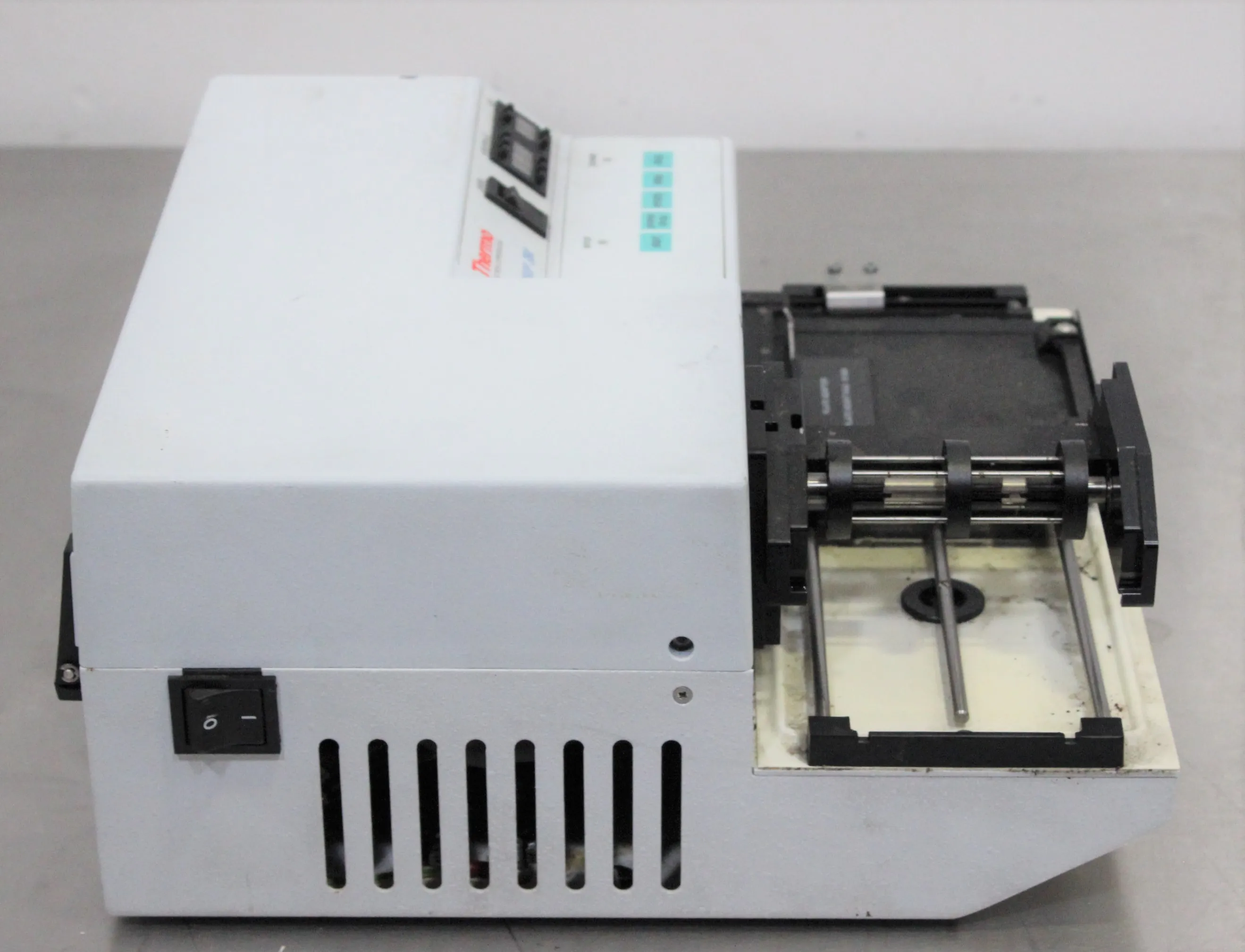 Thermo Scientific Multidrop 384 Microplate Dispenser