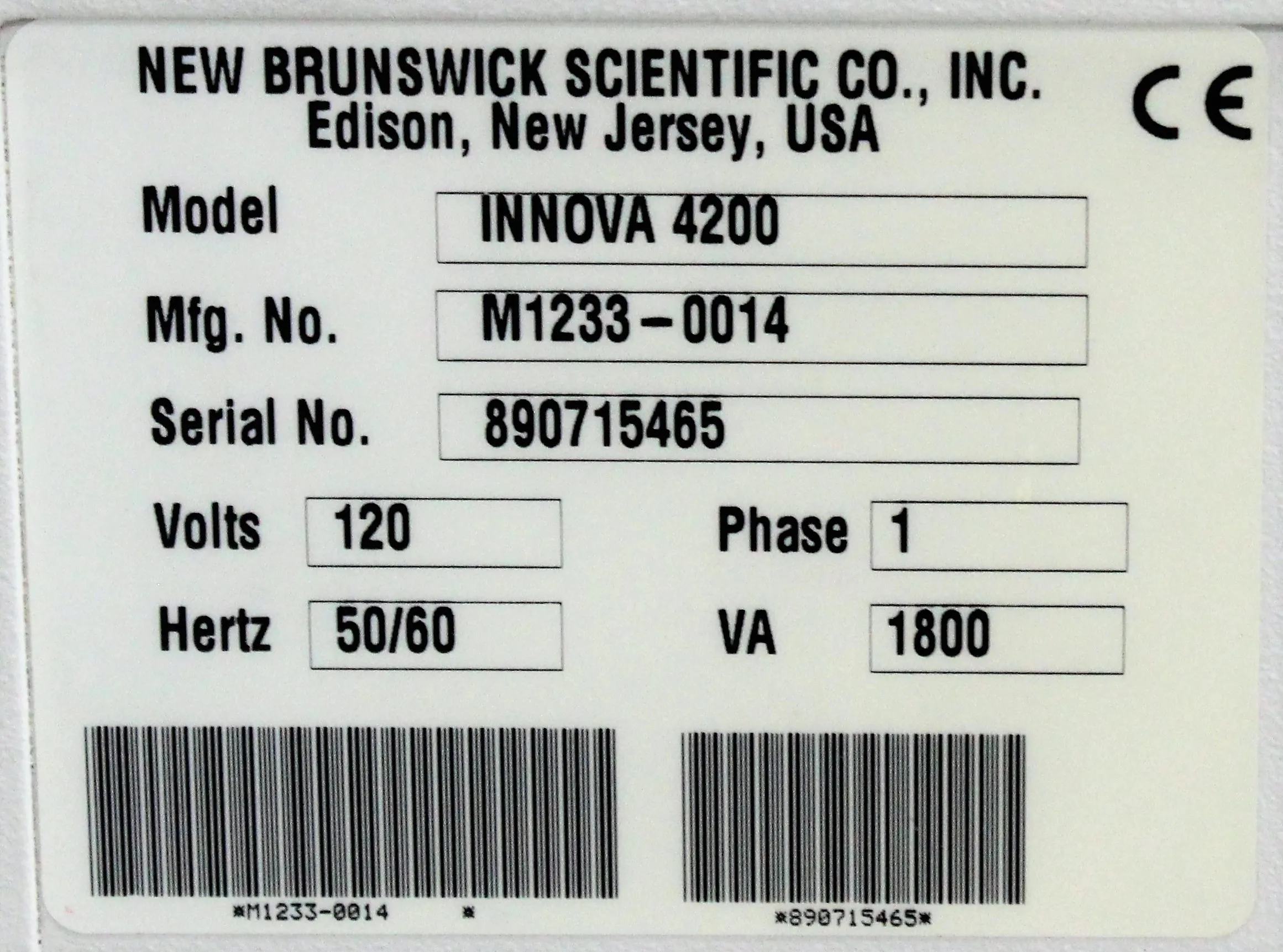 New Brunswick Scientifics Innova 4200 Incubator Biological Shaker