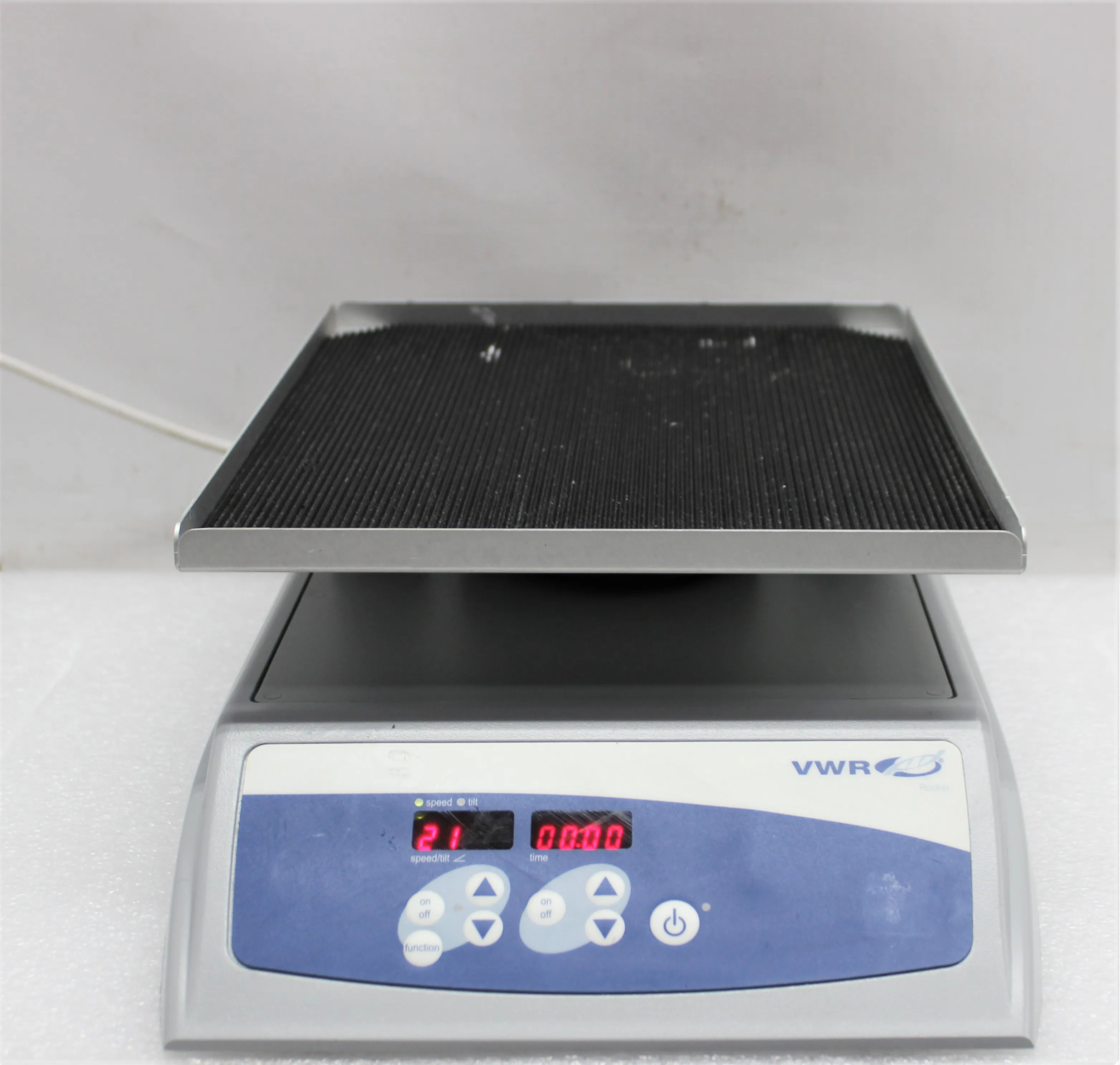 VWR Digital Rocker Used Laboratory and Medical Equipment