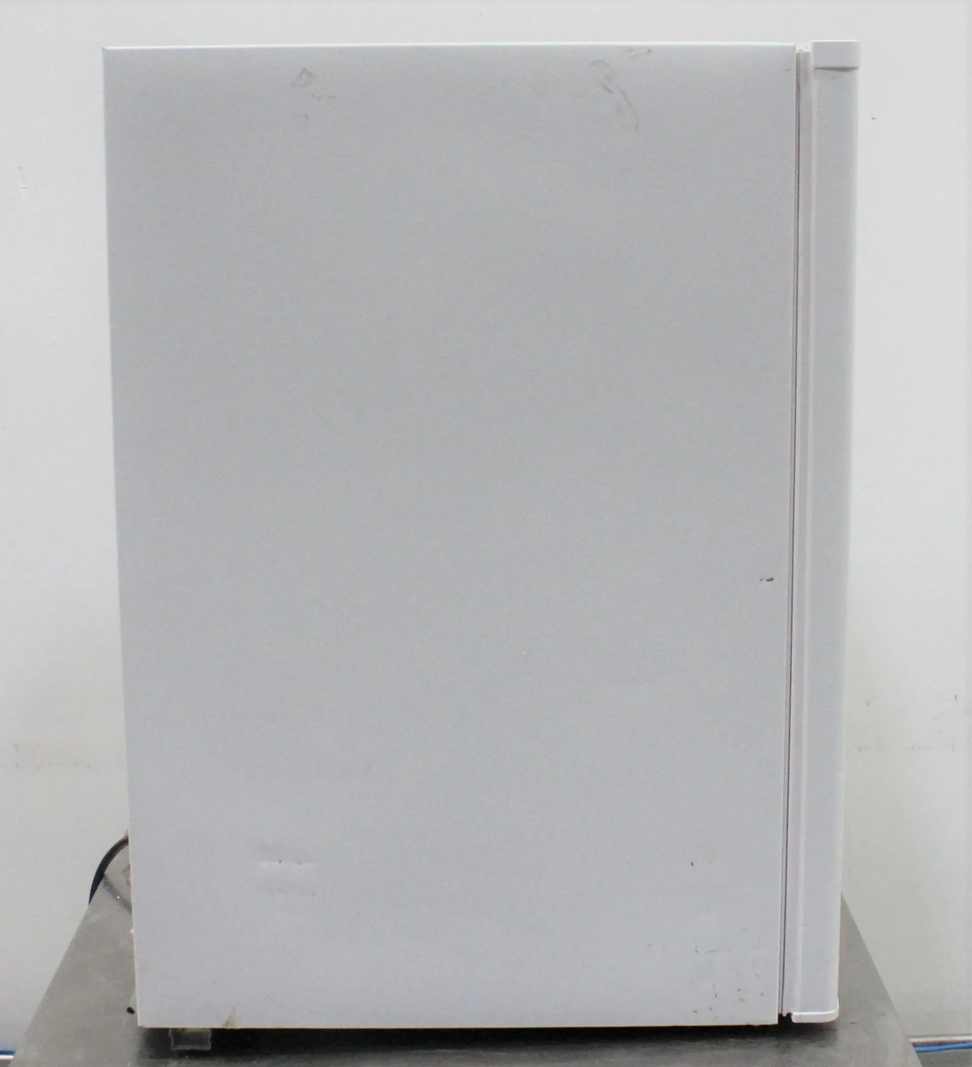 Used Fisherbrand 05LFEEFSA Freezer with 30-Day Warranty