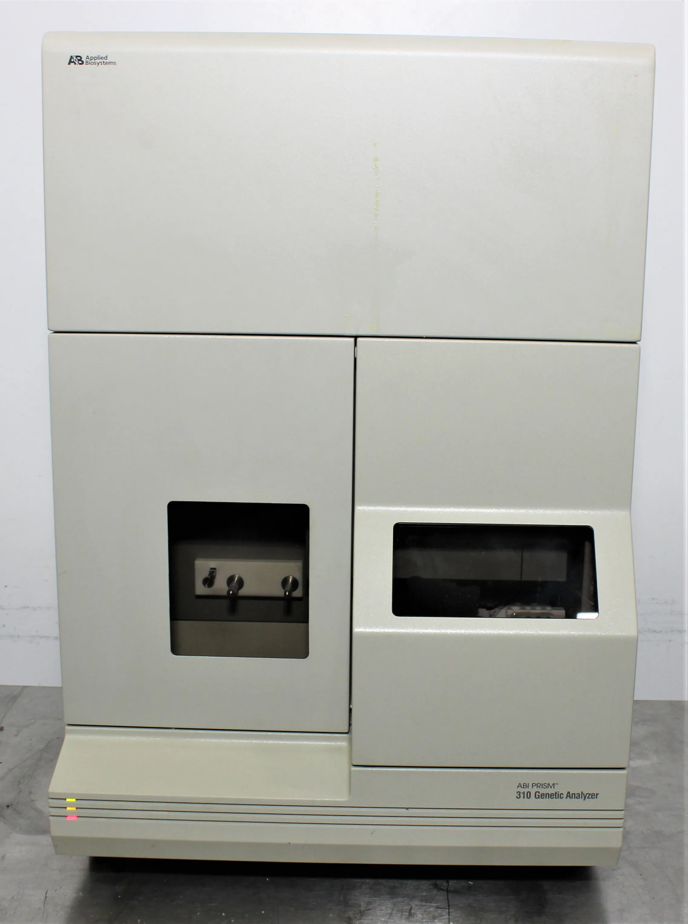 Perkin Elmer 310-3 Genetic Analyzer