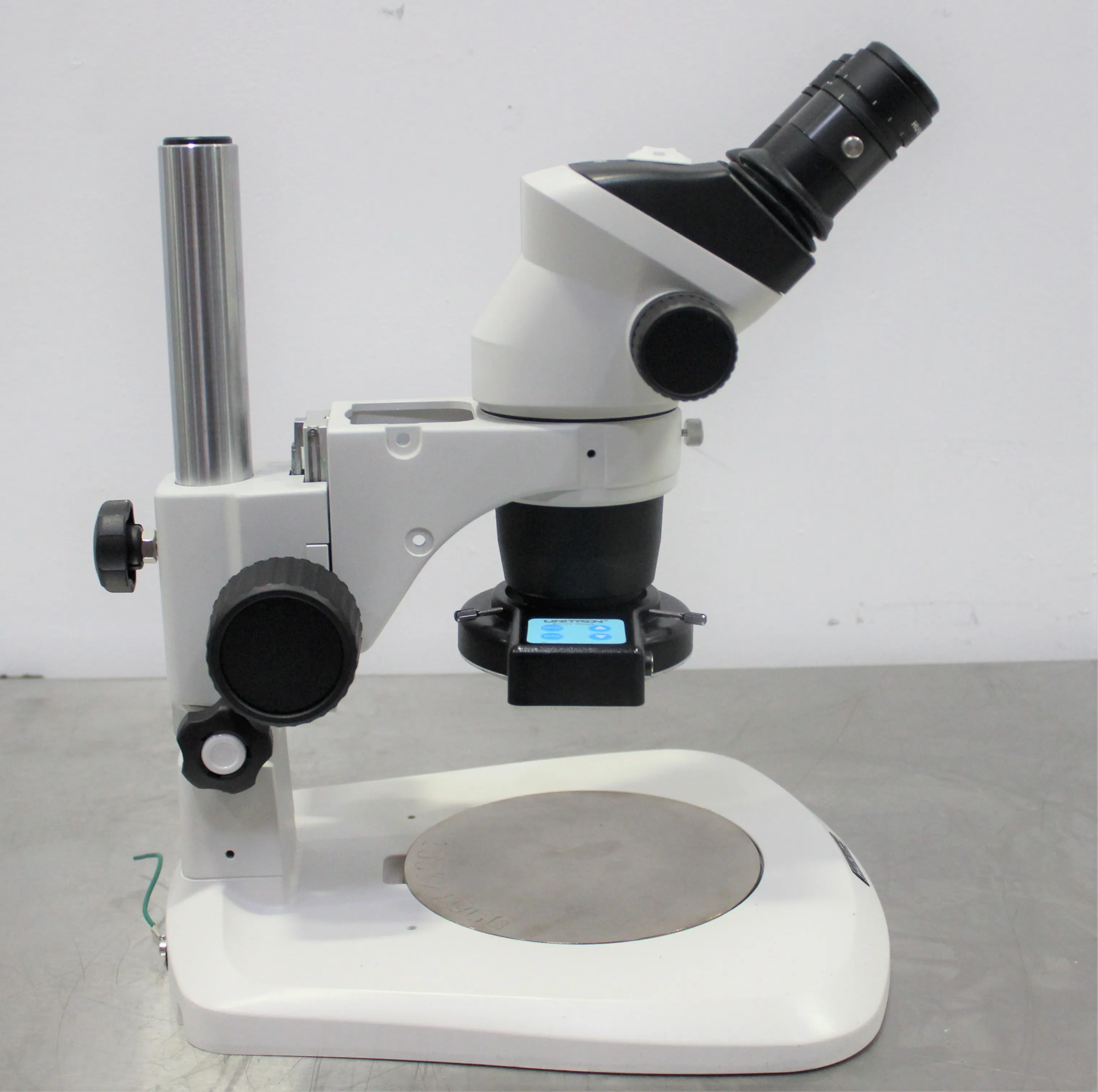 Huvitz HSZ-654 Greenough Stereo Microscope