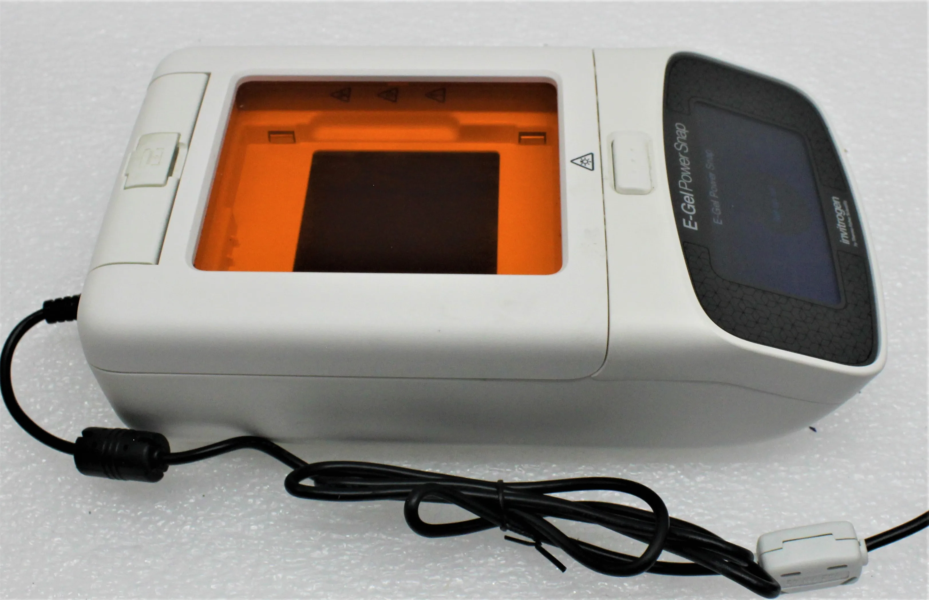 Invitrogen E-Gel Power Snap Electrophoresis Device G8100