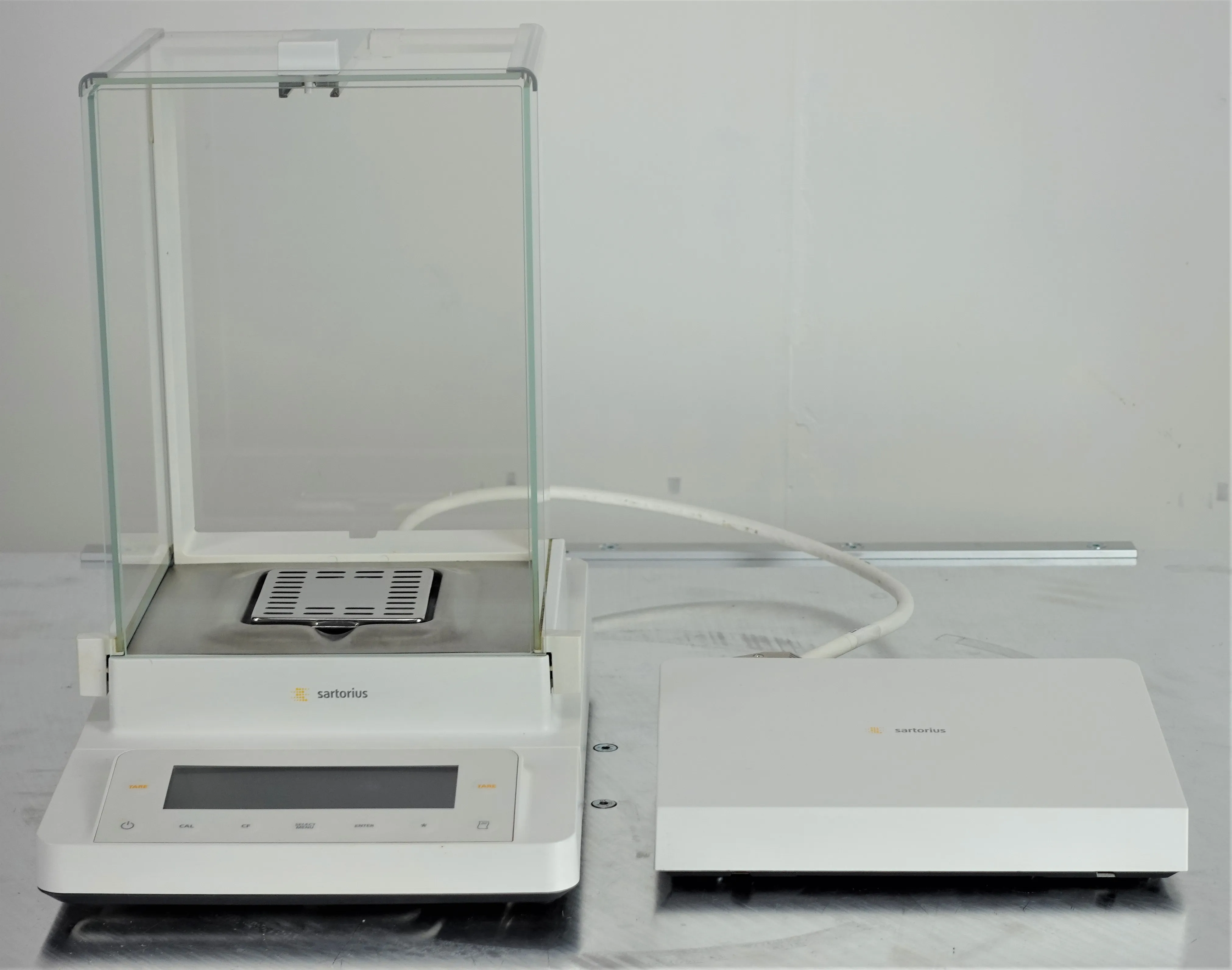 Sartorius Cubis Semi-Micro Balance MSE225S