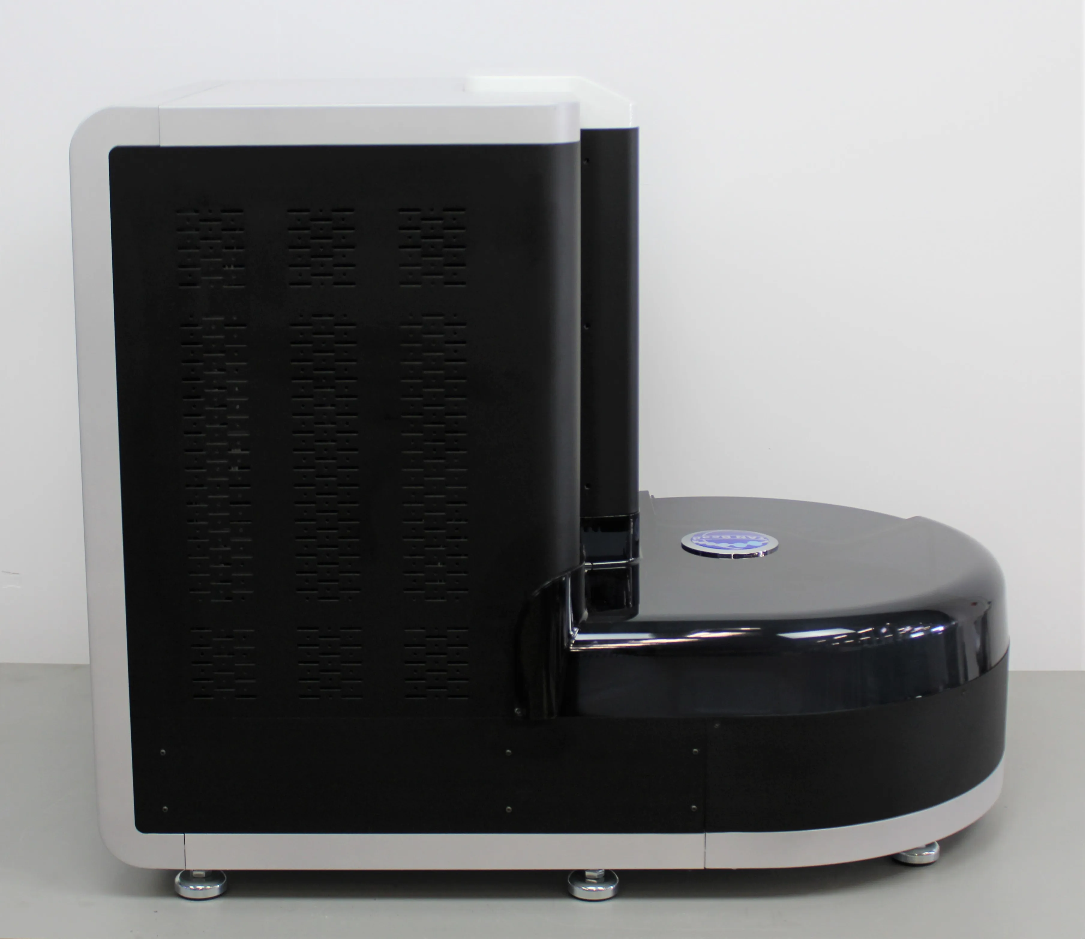 TANBead Maelstrom 9600 Nucleic Acid Extractor for Molecular Diagnostics - Used - Very Good Condition