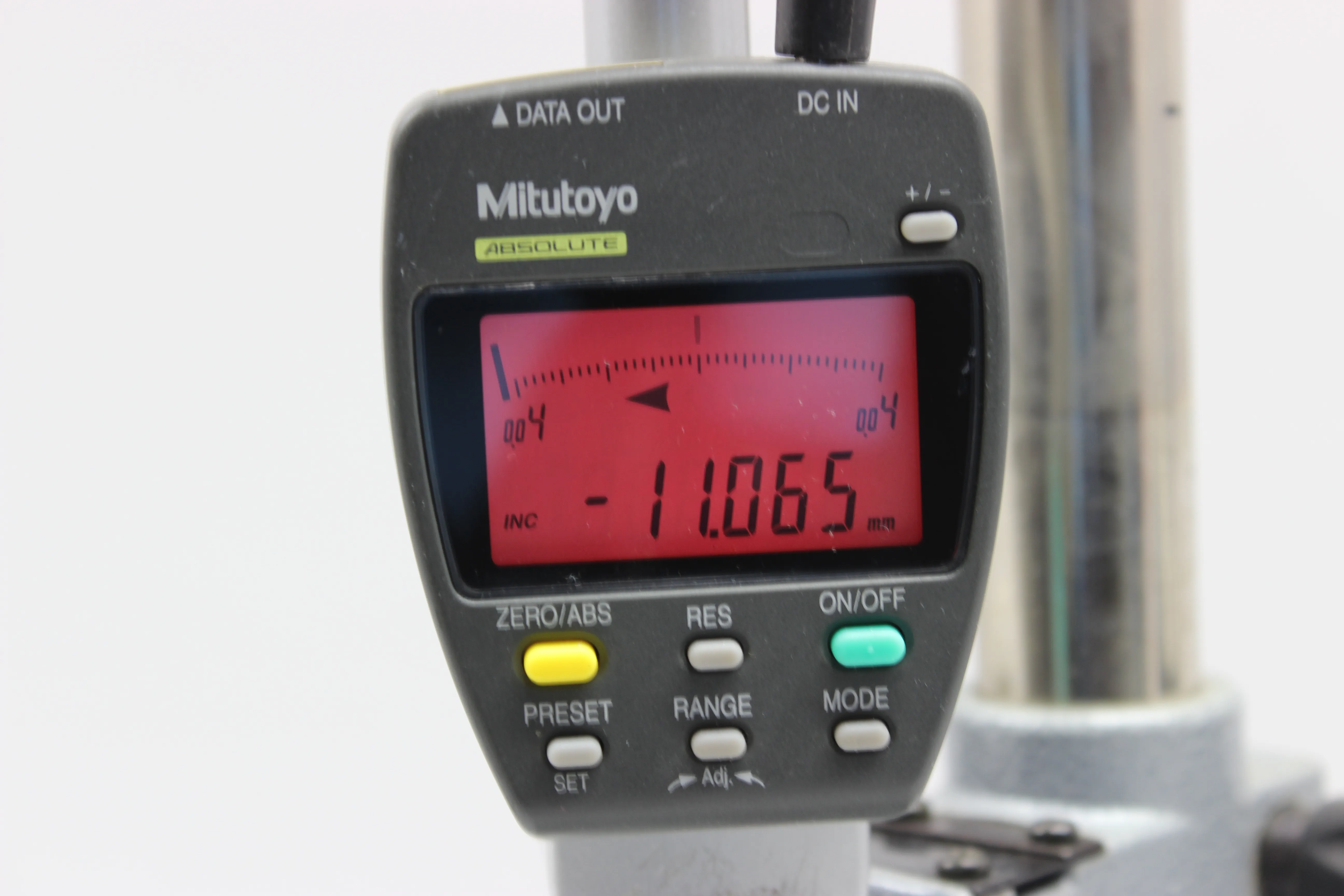 Mitutoyo Granite Comparator Stand 215-151 w/ Electronic Digital Indicator