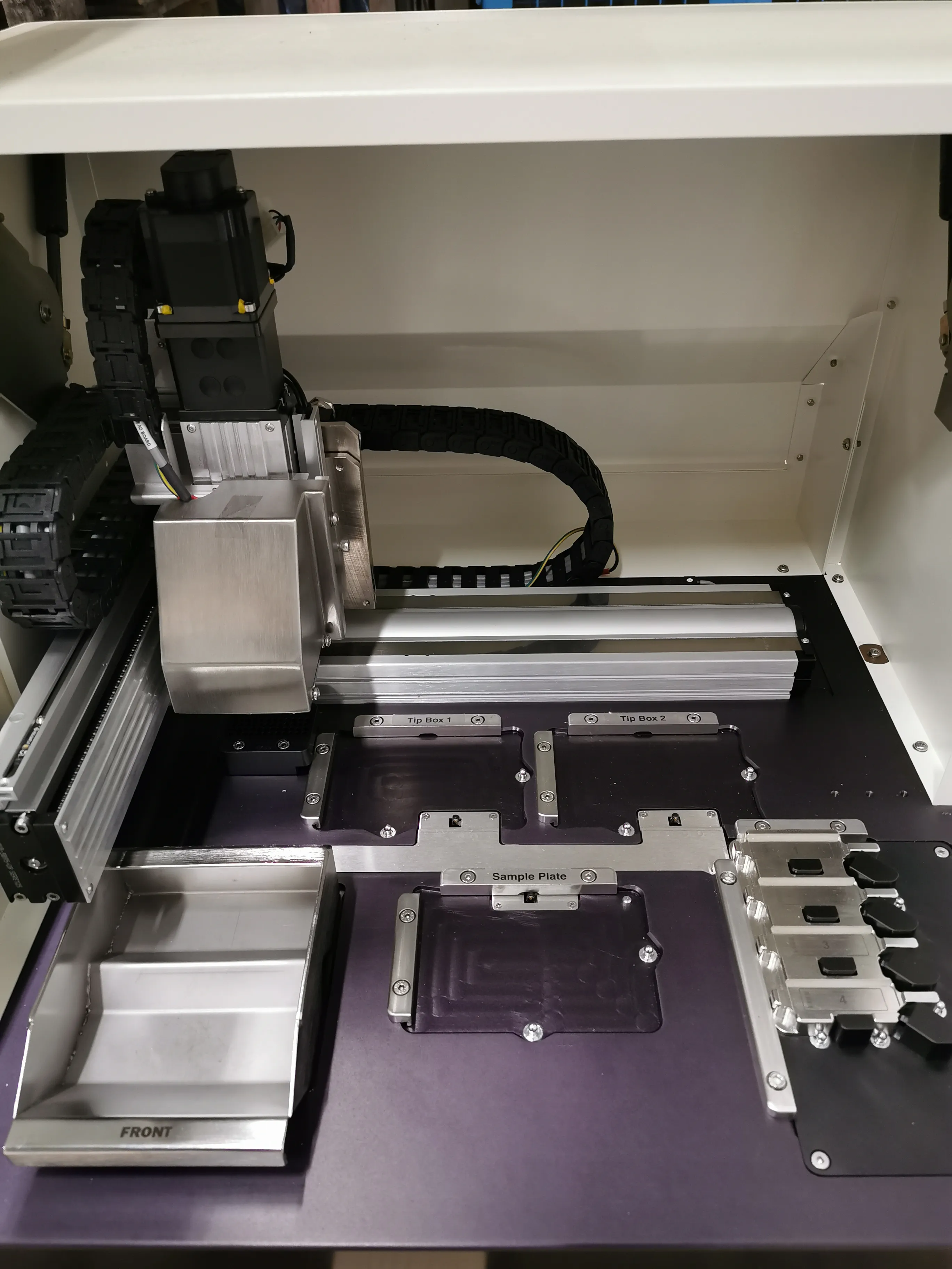 Applied Biosystems OpenArray AccuFill Instrument