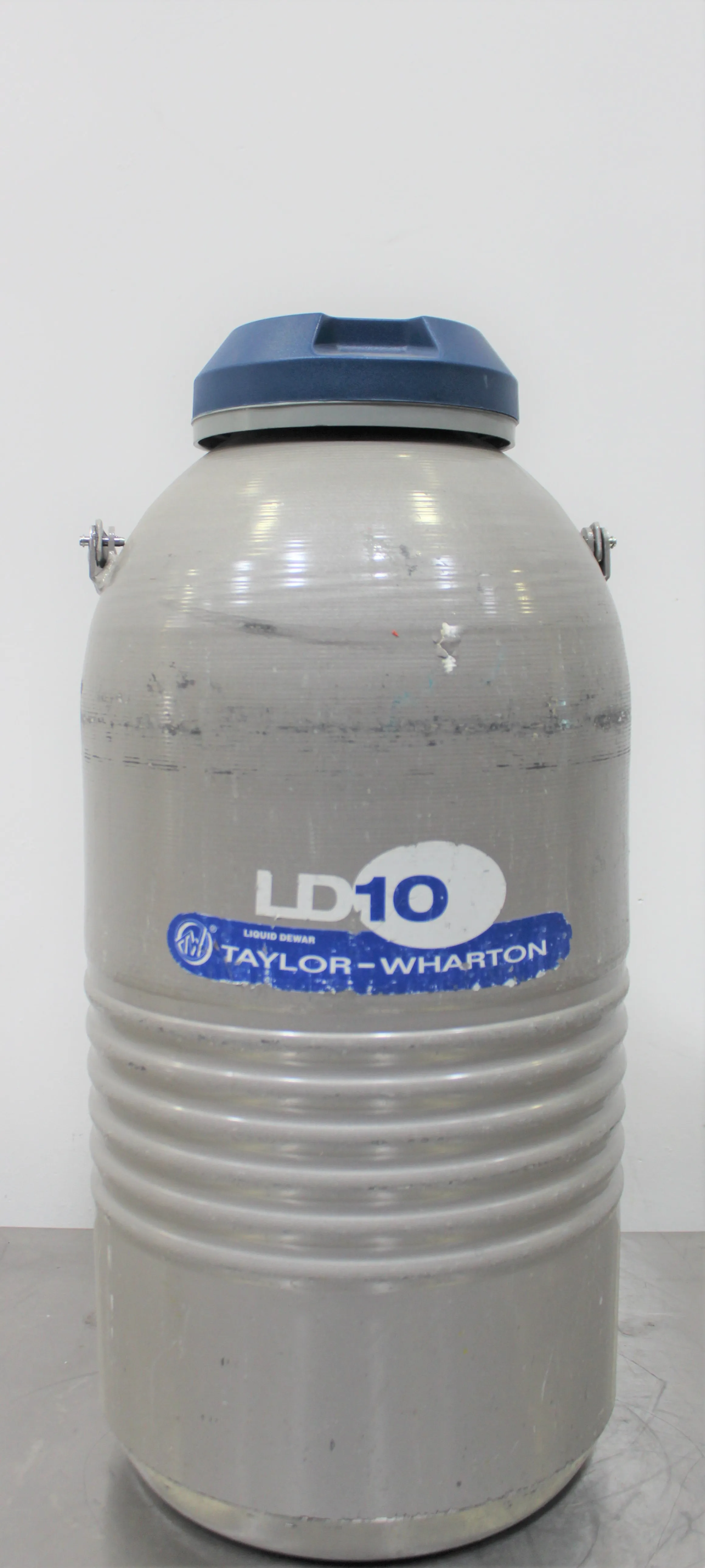 Taylor Wharton LD10 Cryogenic Dewar / Cryotank for Liquid Nitrogen Storage - Used