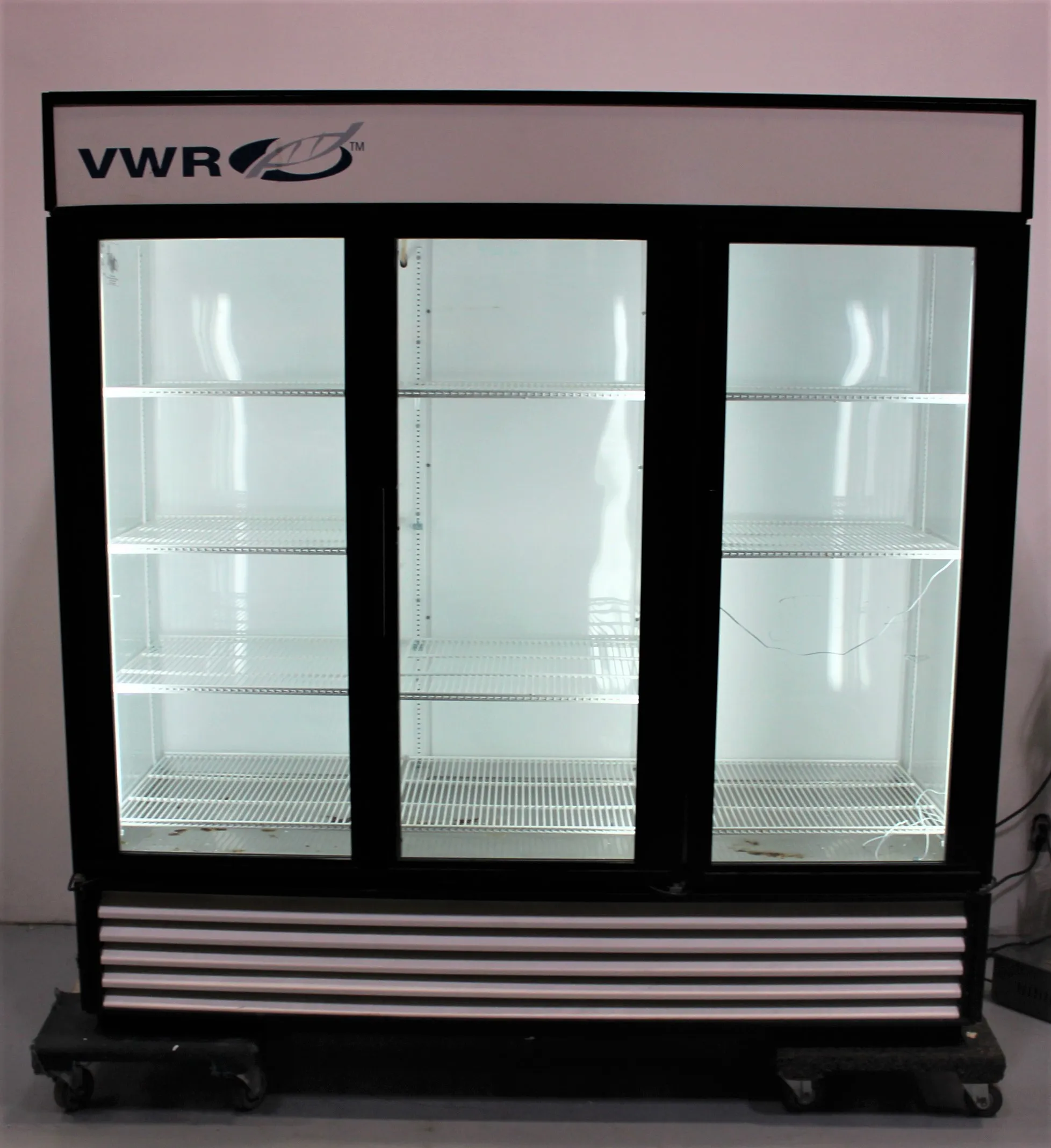 VWR GDM-72 Chromatography Refrigerator