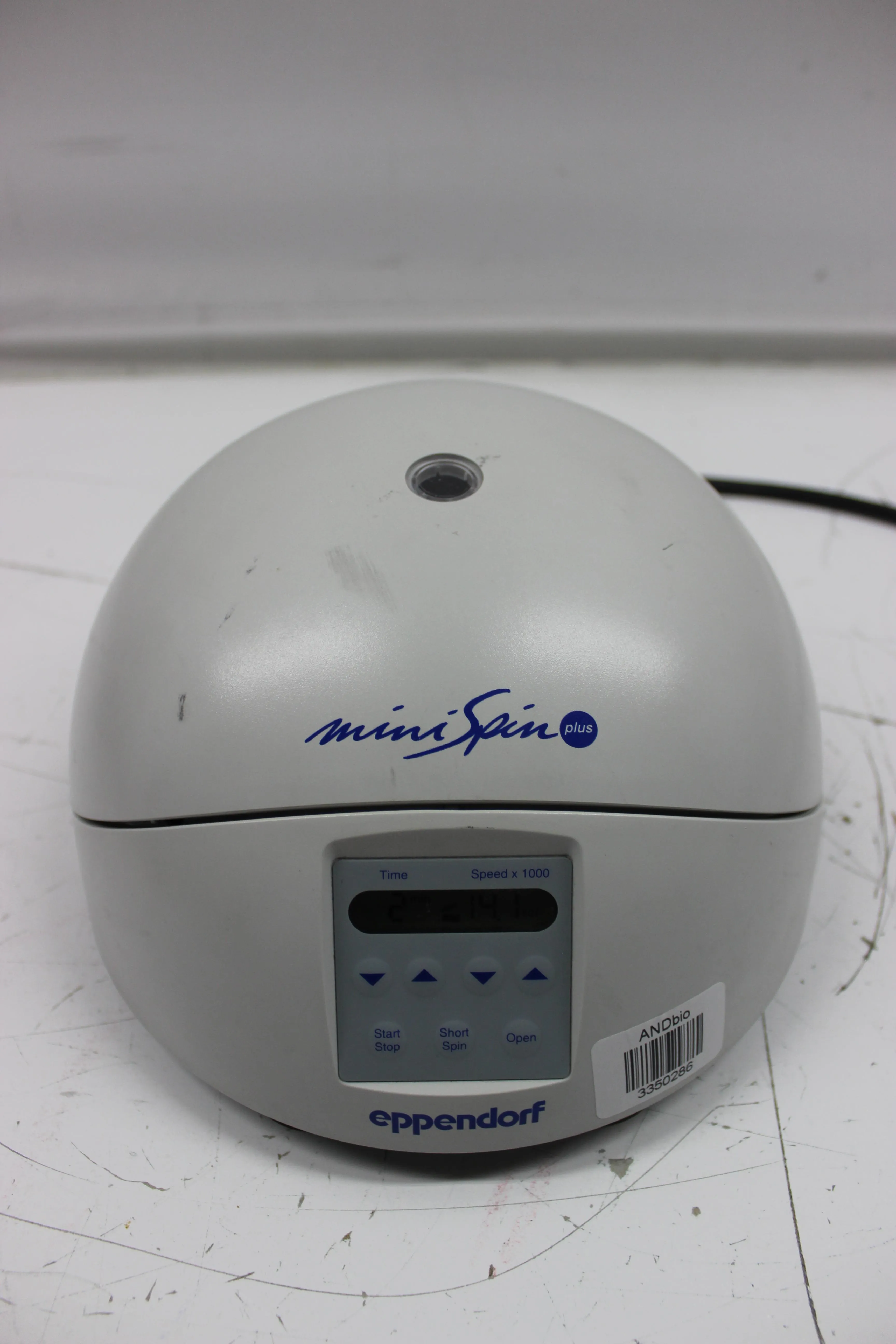 Eppendorf 5453 Mini Spin plus Benchtop Centrifuge