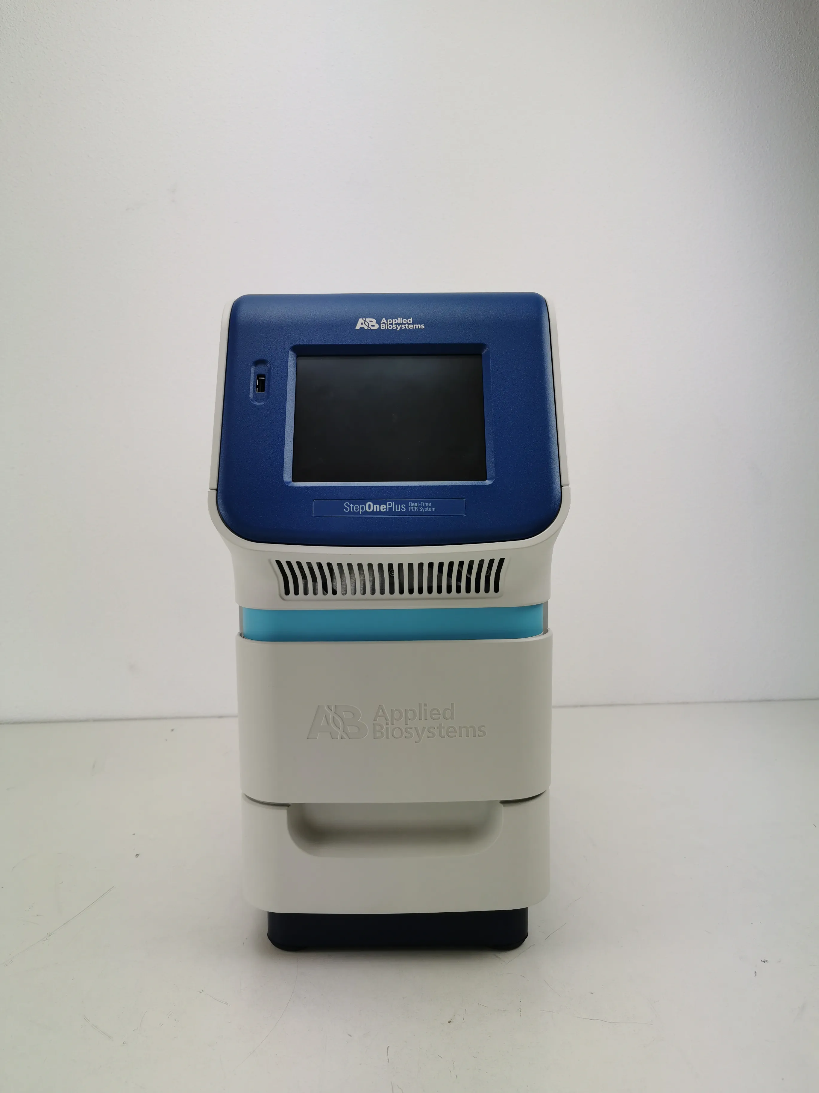 Used Applied Biosystems StepOne Plus Real-Time PCR System with Class 4 - As-Is Condition