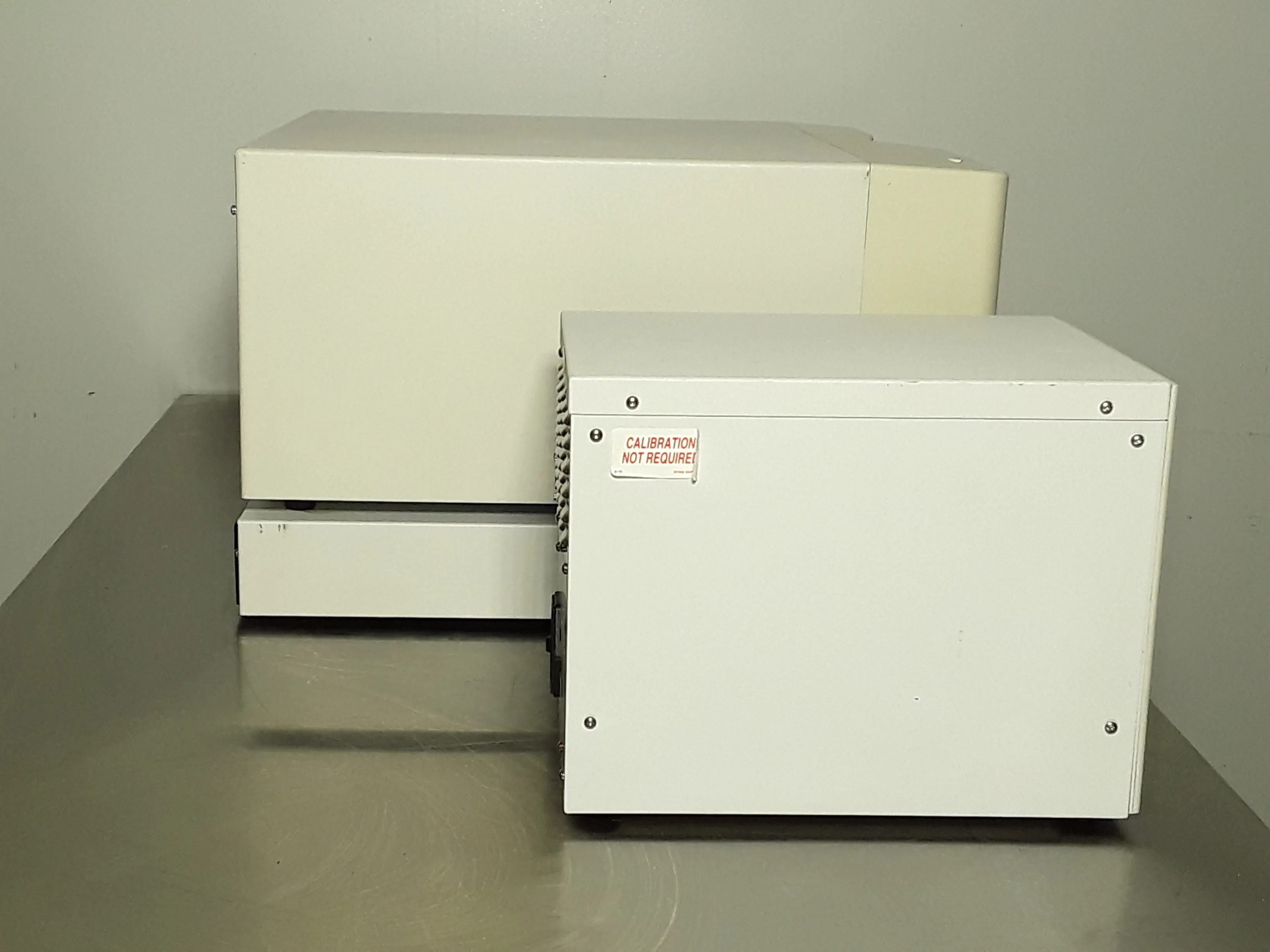 Luminex Labscan 100 Cell Based Assay Analyzer