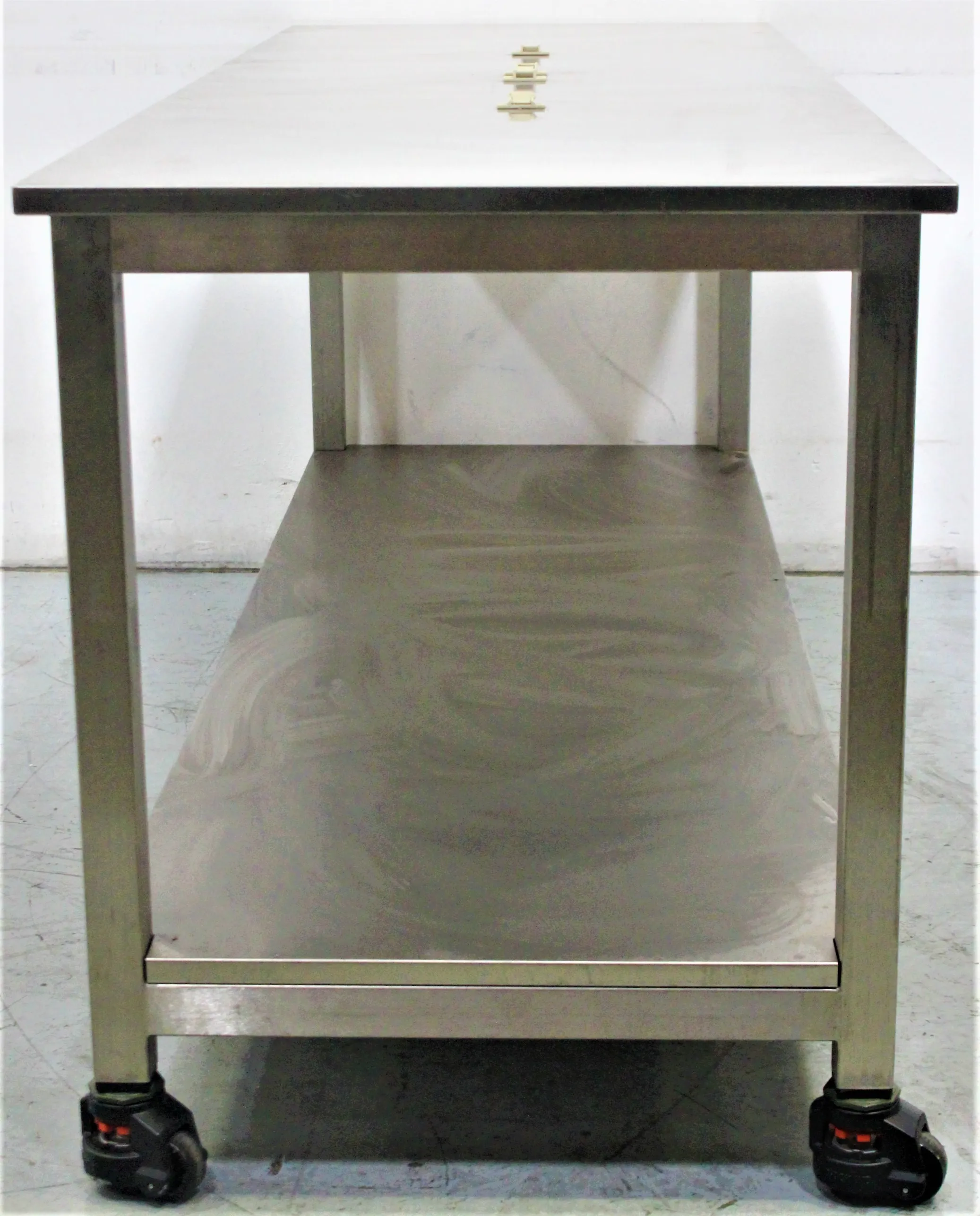 Stainless Steel Clean Room Table 30 x 84