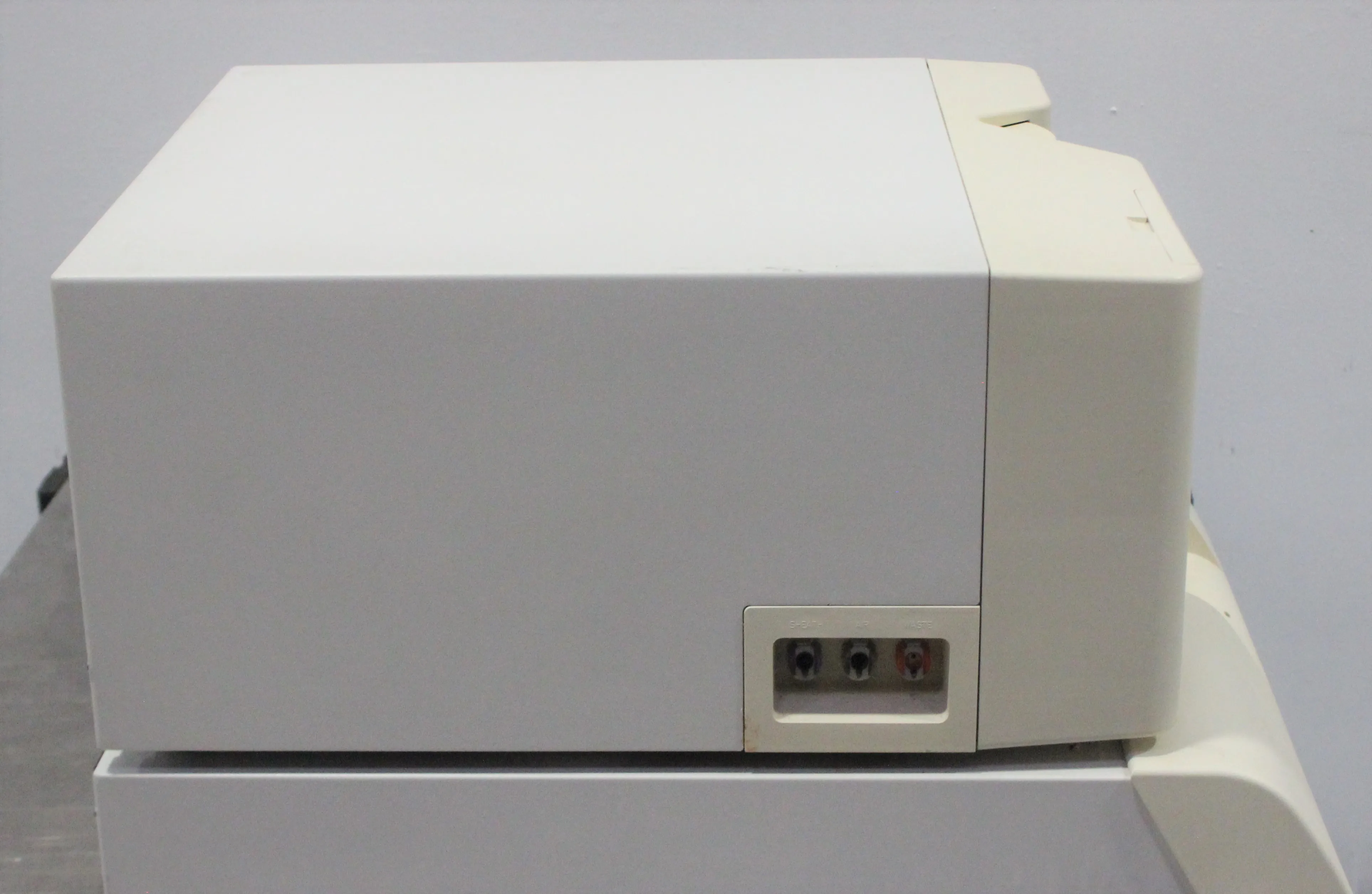 Luminex Labscan 100 Cell Based Assay Analyzer