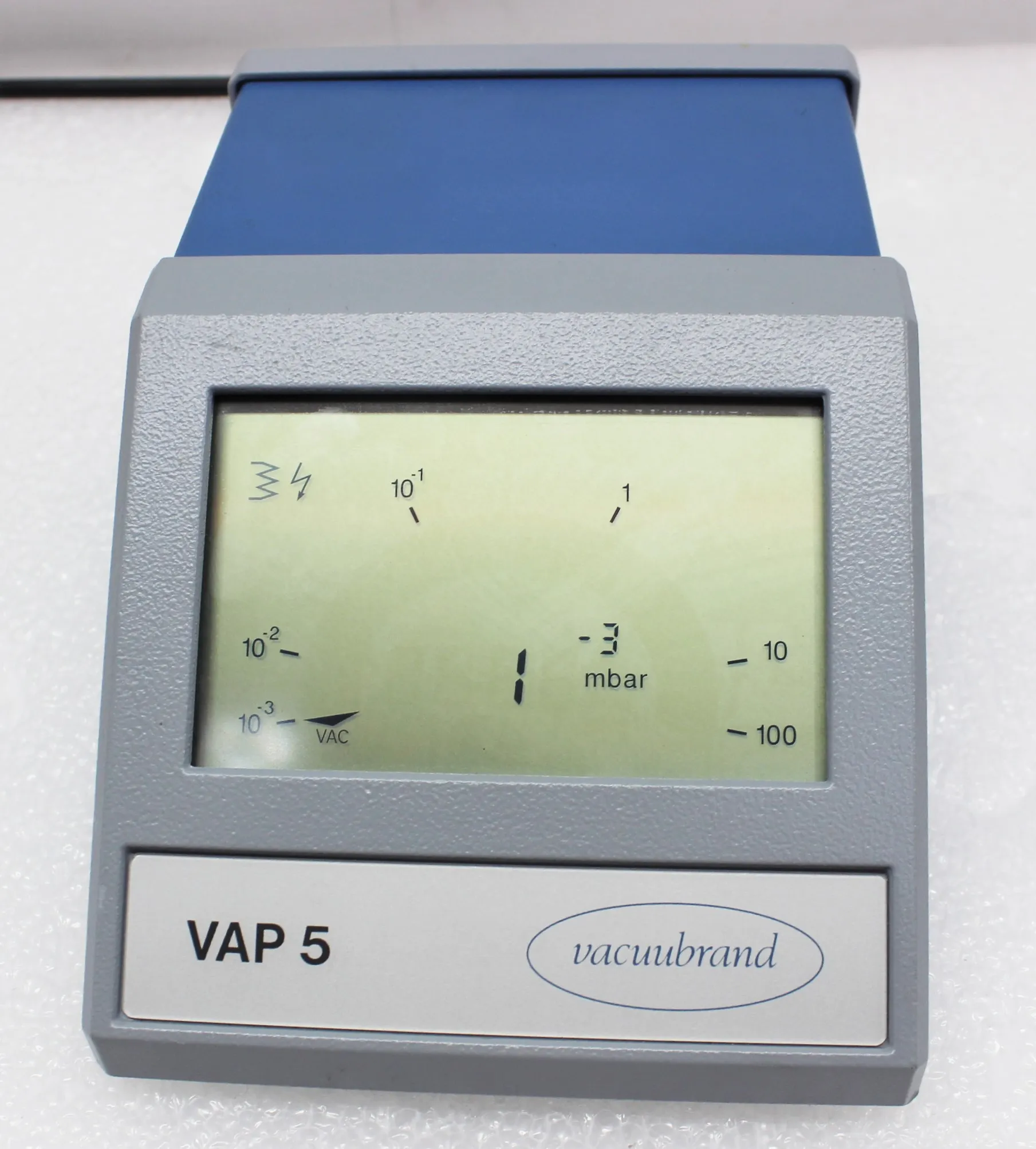 Vacuubrand VAP 5 Fine Vacuum Gauge