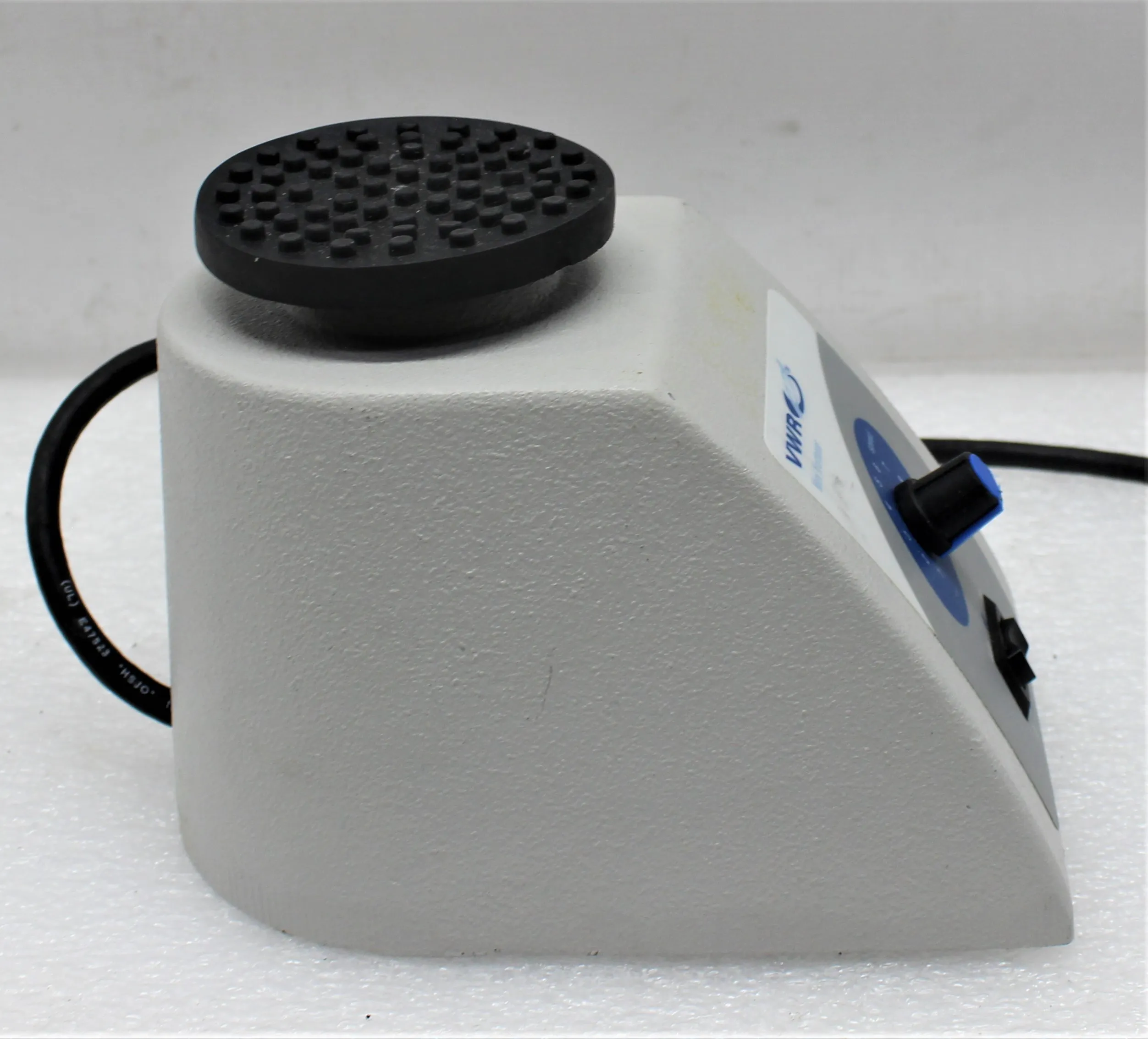 VWR Scientific Standard Mini Vortexer