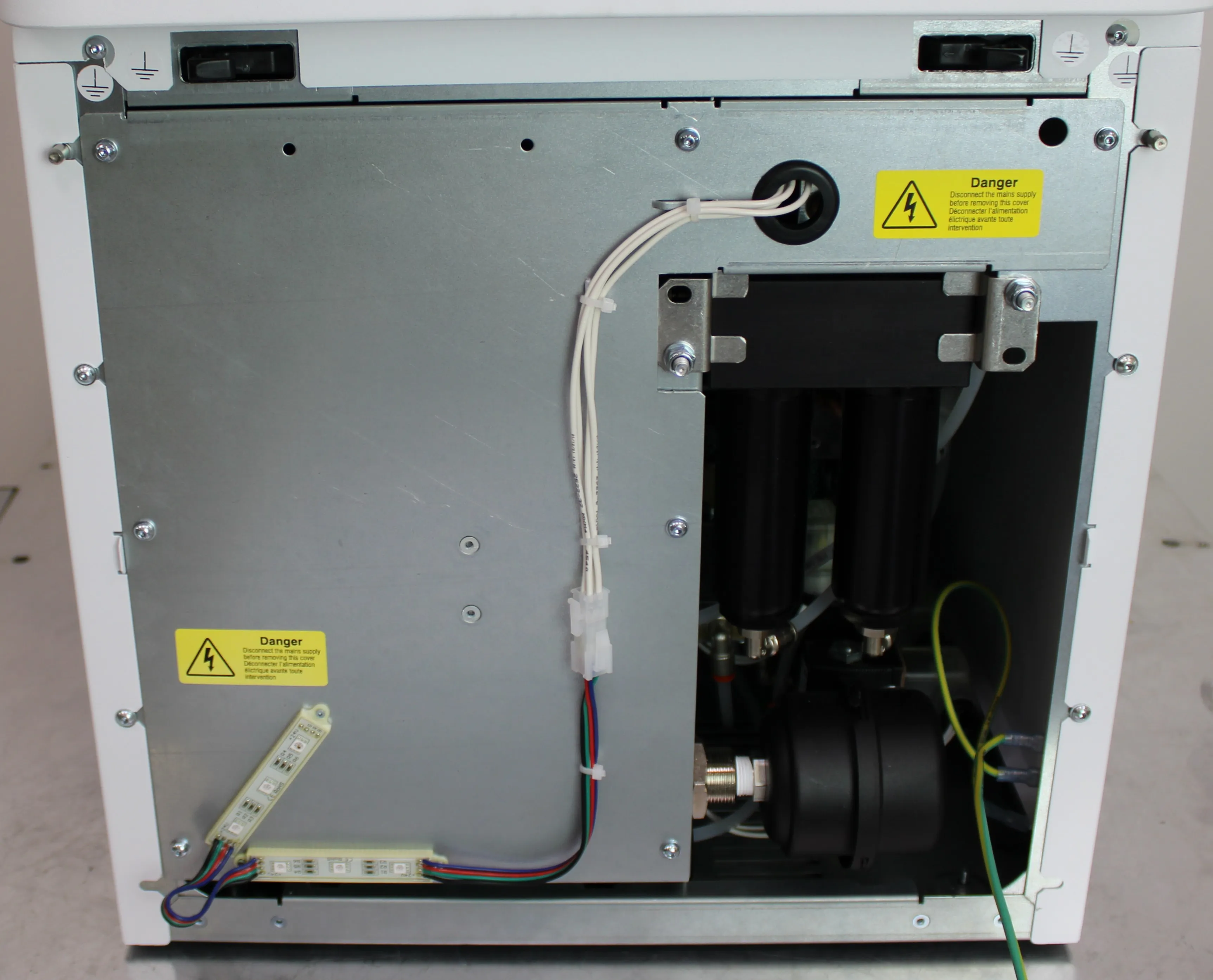 Peak Scientific Acrion N2 Nitrogen Generator + Acrion Air Compressor