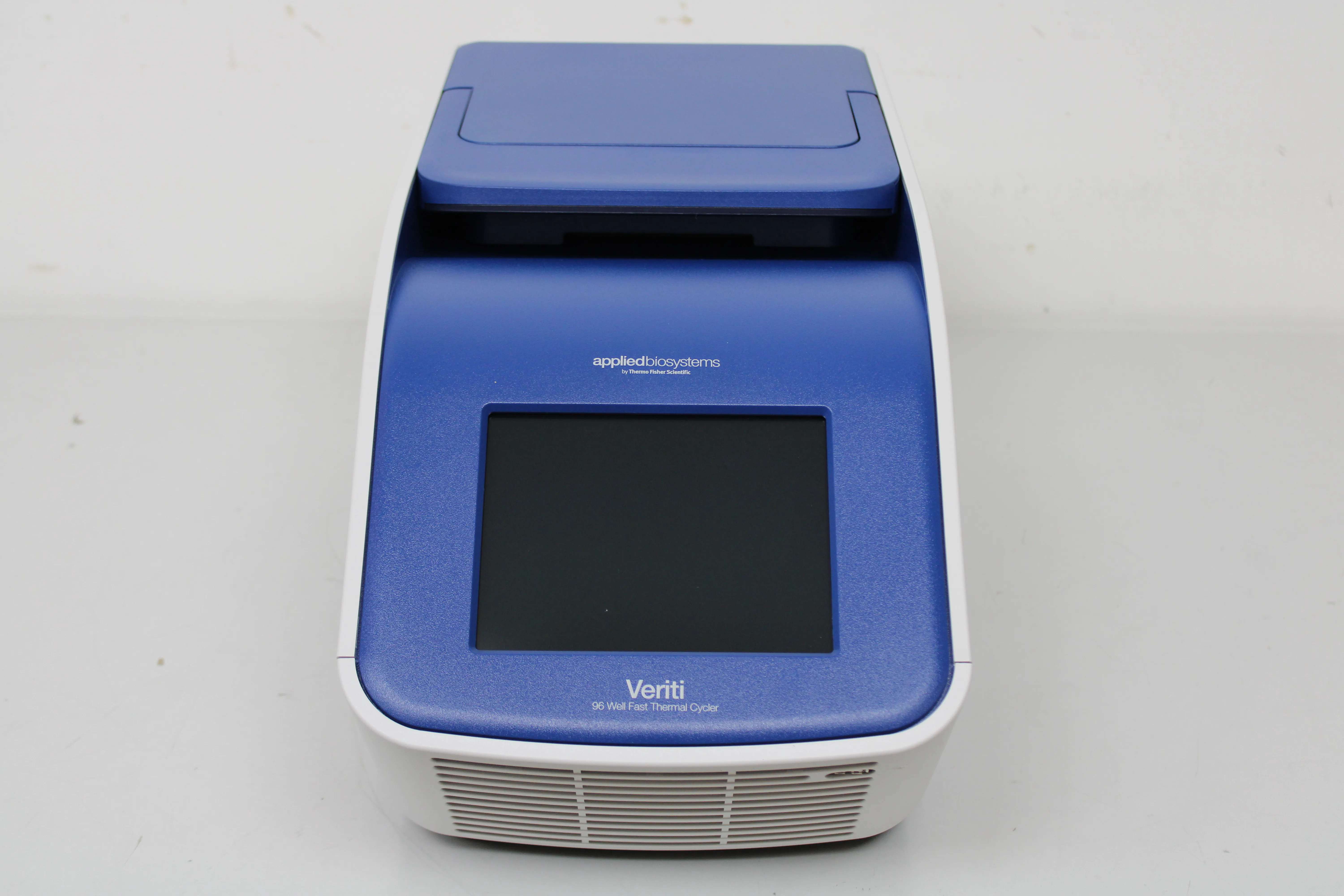 Applied Biosystems Veriti 96-Well Fast Thermal Cycler 4375305