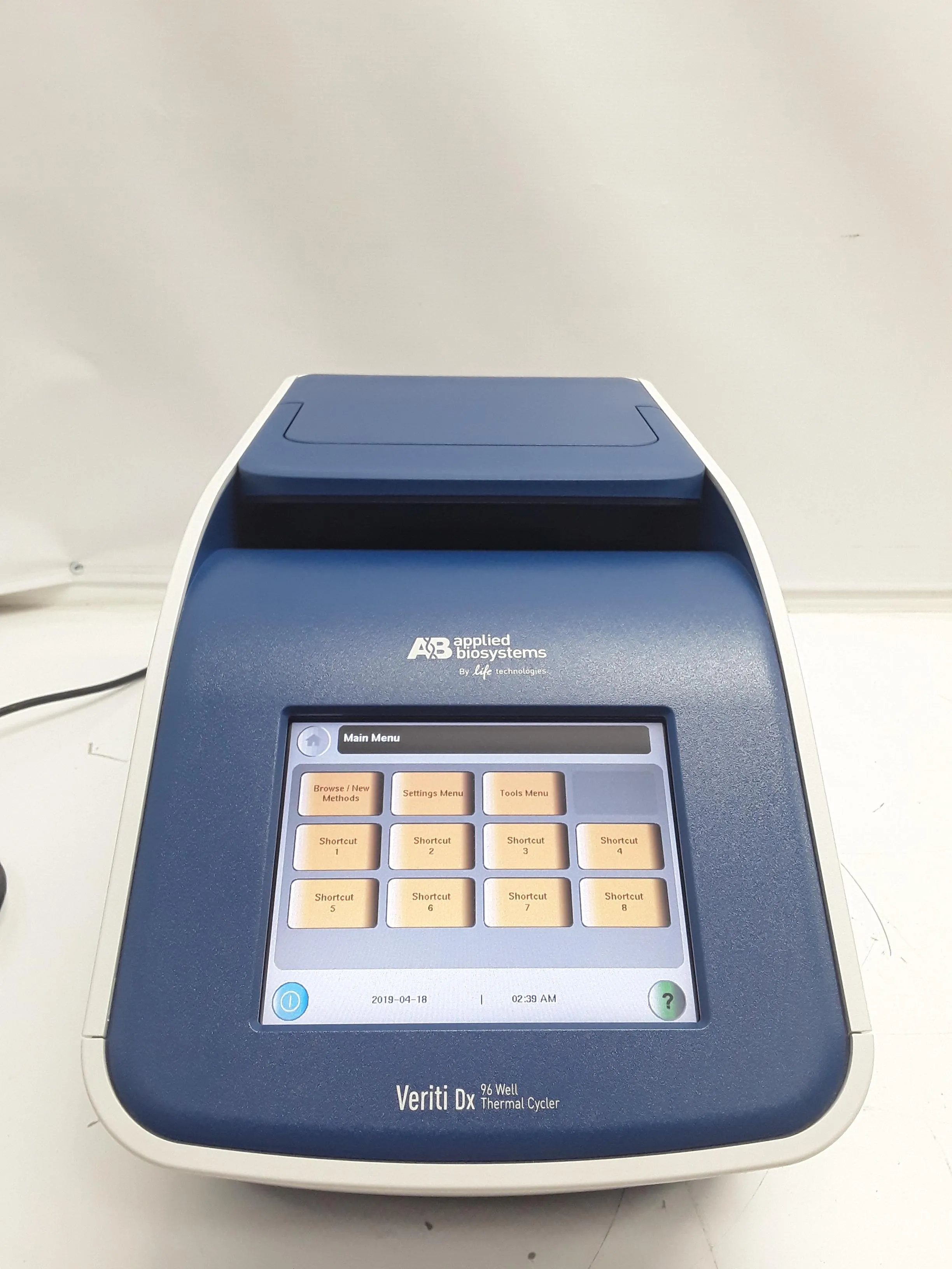 Applied Biosystems Veriti Dx 96-Well Thermal Cycler PCR System 4452300