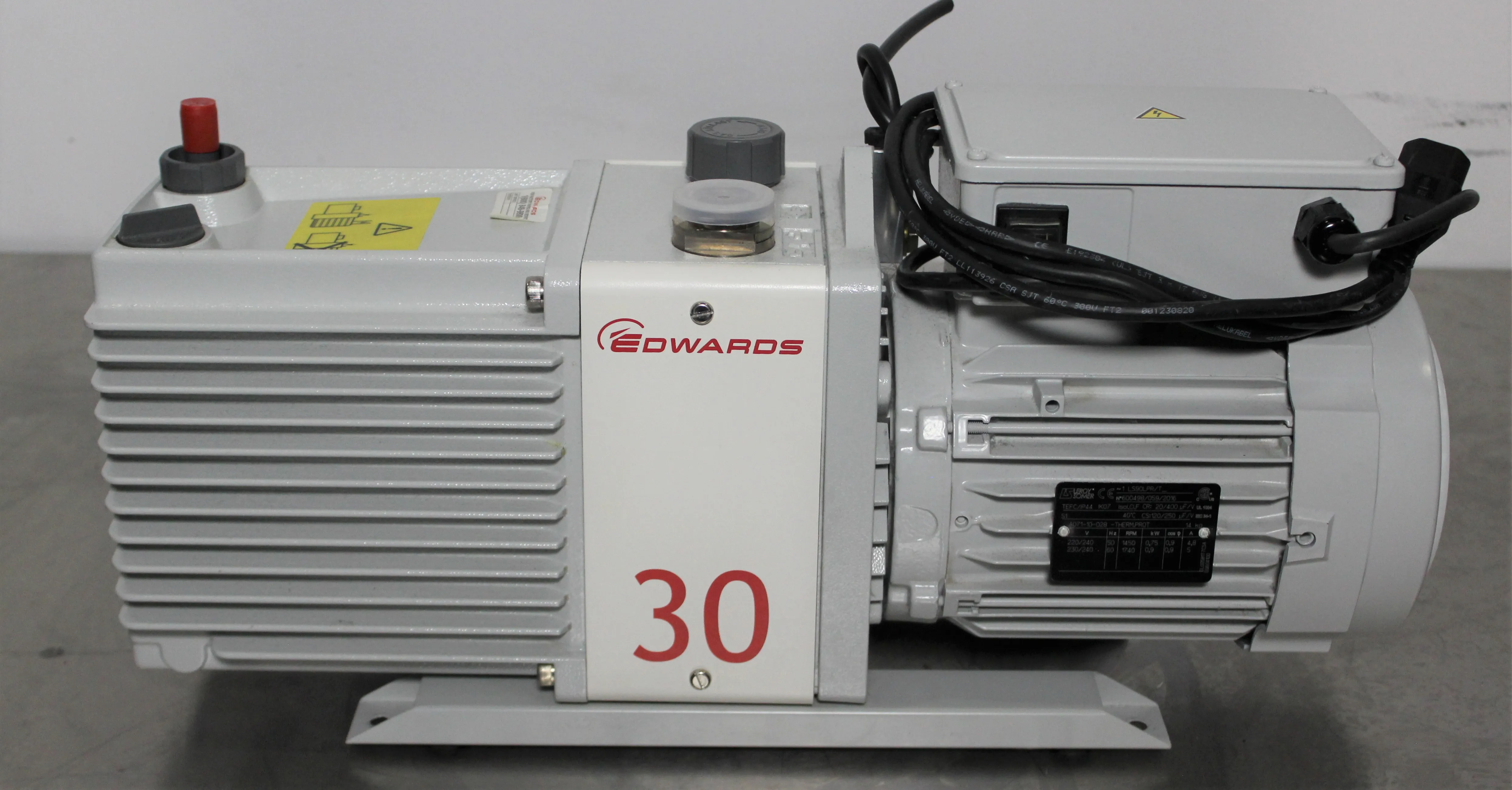 Edwards A374-15-903 E2M30 Rotary Vane Mechanical Vacuum Pump