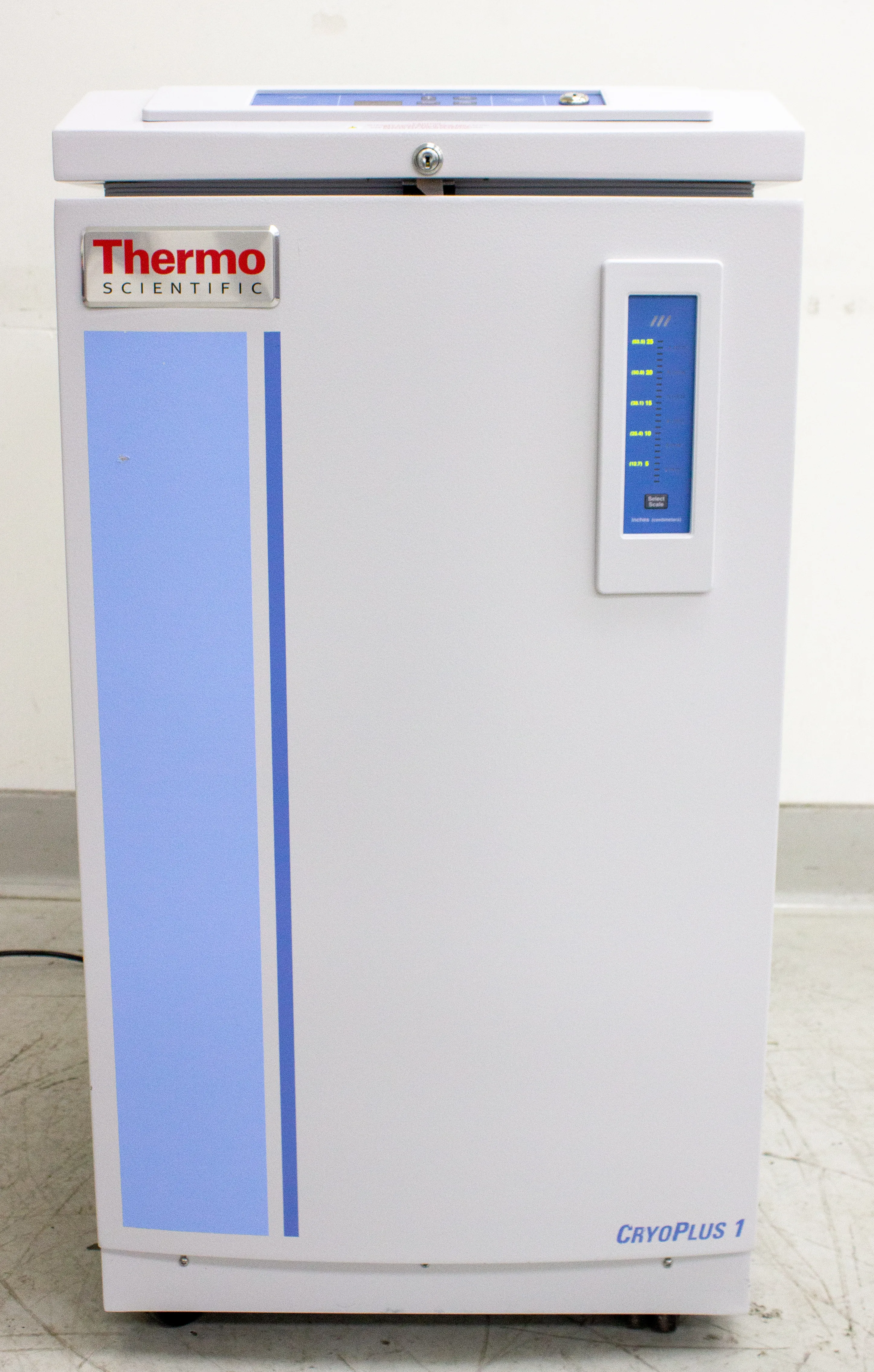 Thermo Scientific CryoPlus1 Liquid Nitrogen Storage System Model 7400 - Used