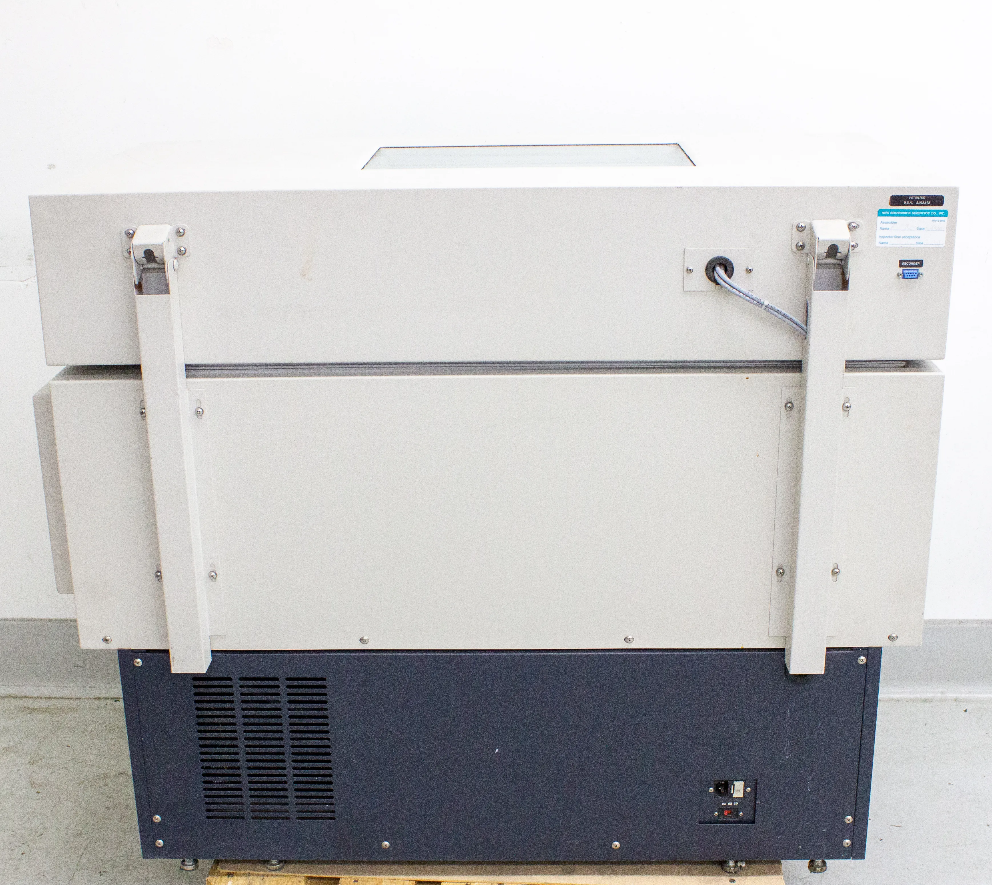 New Brunswick Innova 4330 Refrigerated Incubator Shaker, Used