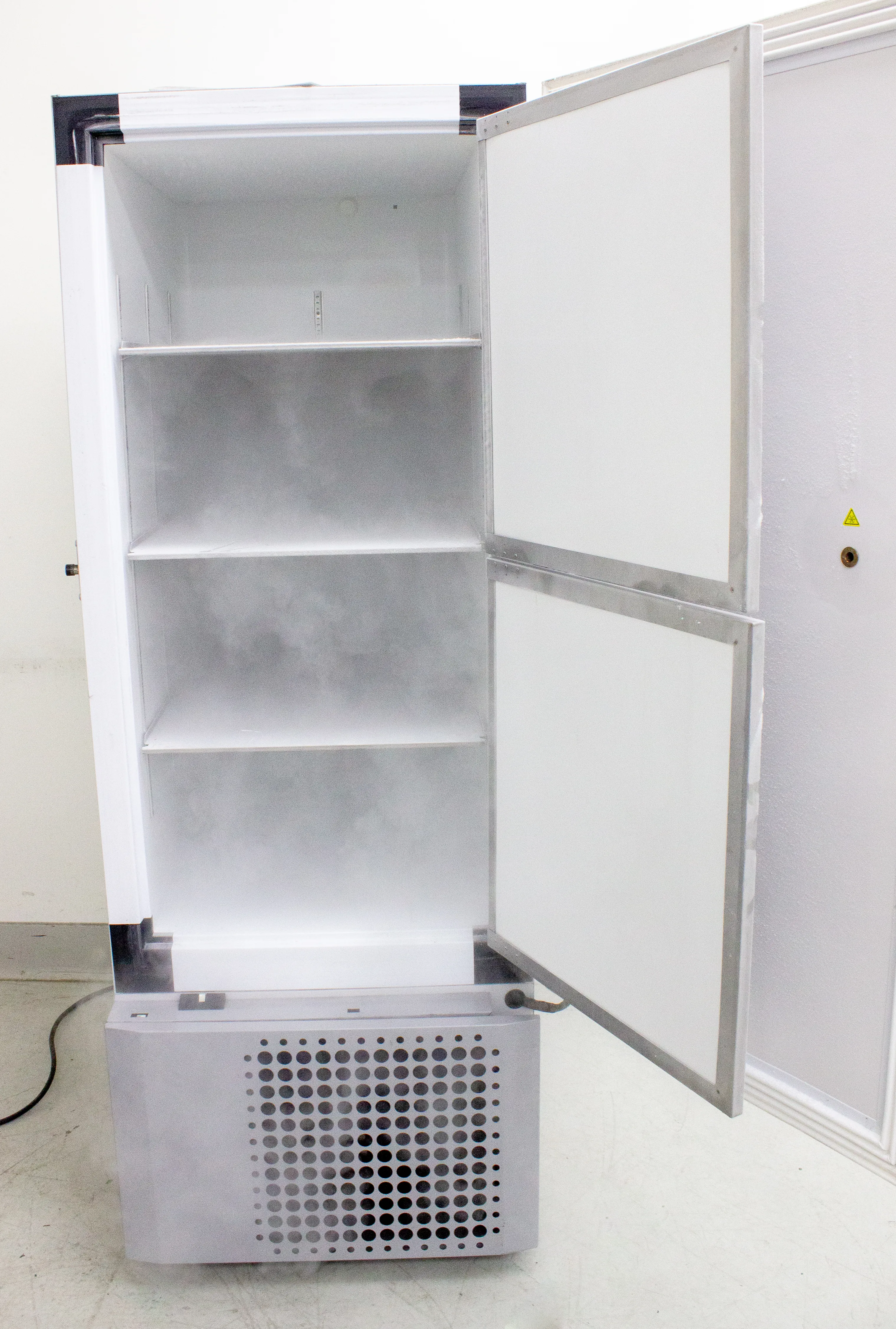 Thermo TSX Series Ultra-Low Temperature -80c Freezer Model TSX40086A (Storage)