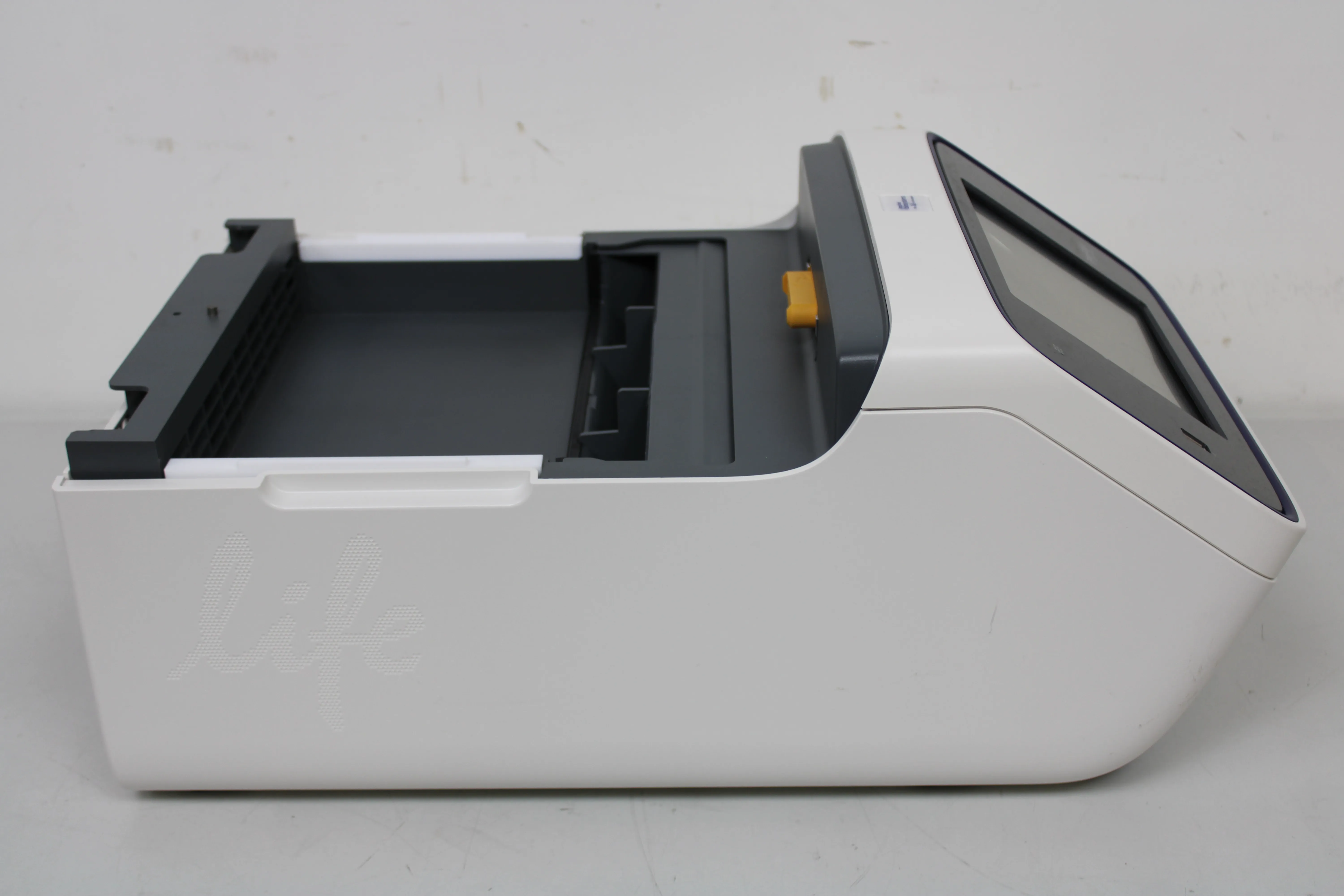 Applied Biosystems - ProFlex Base PCR System