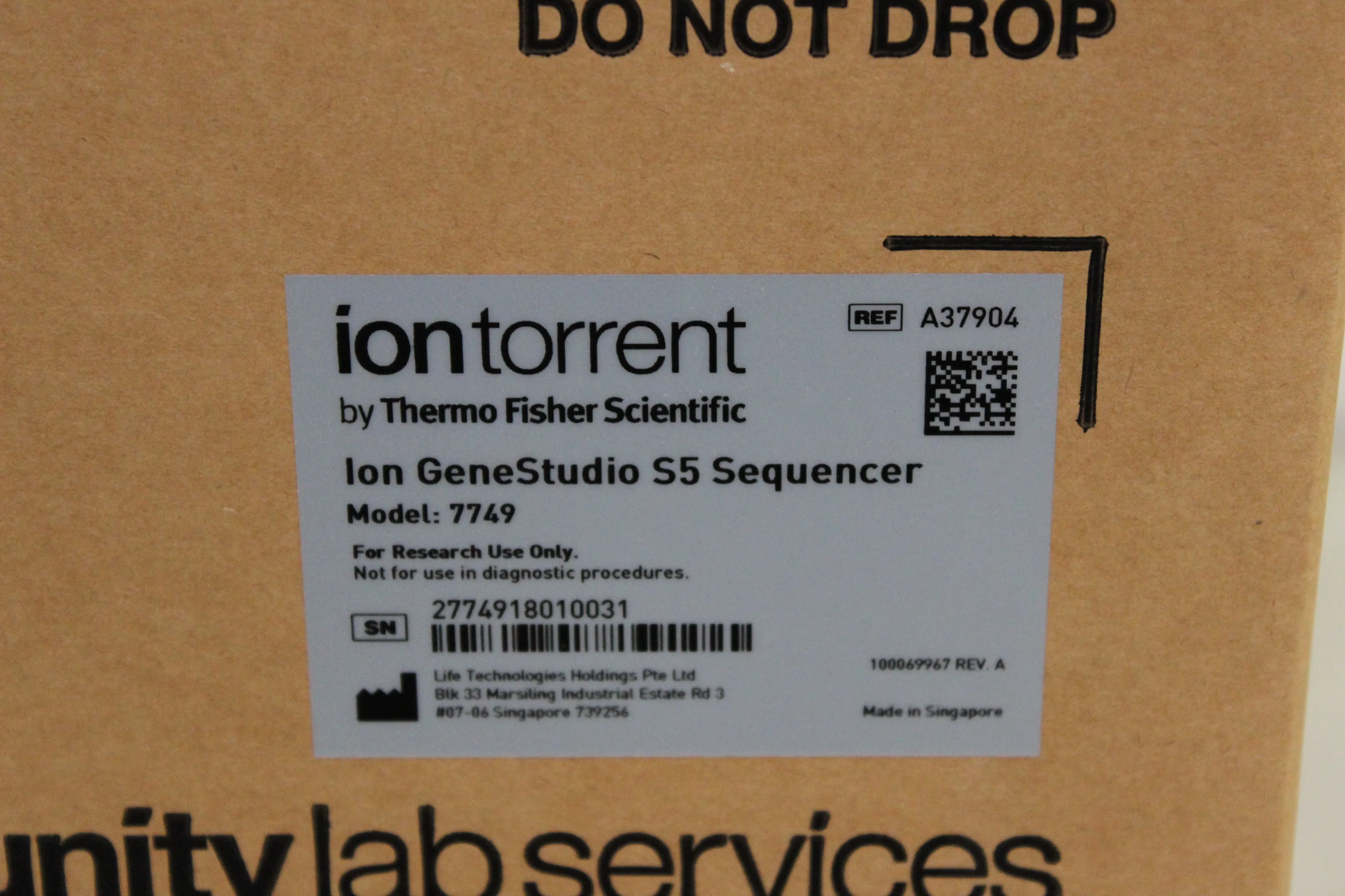 Ion Torrent 7749 DNA Sequencer