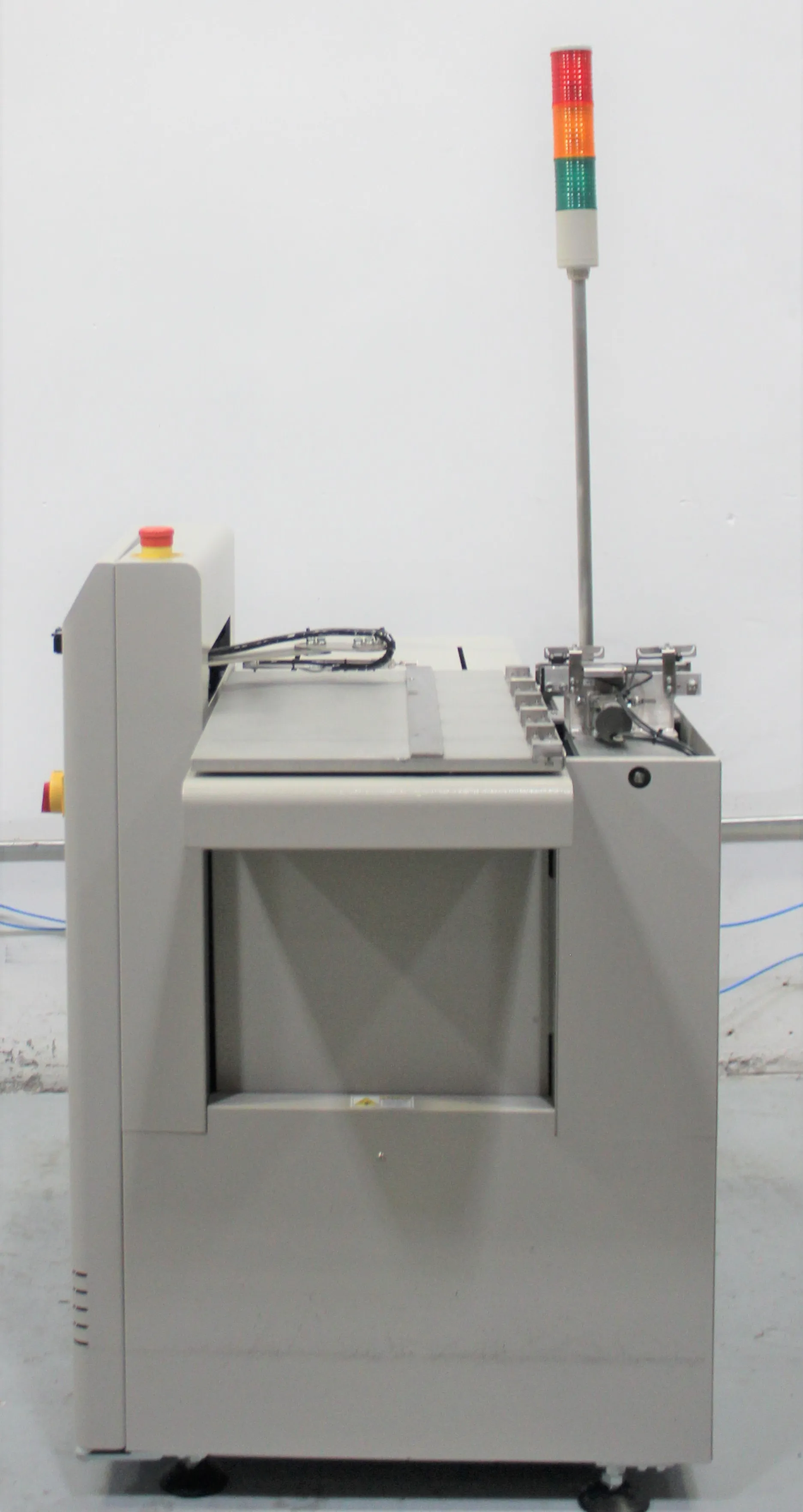 Nutek NTM4411LM Unit for Unloading Substrates