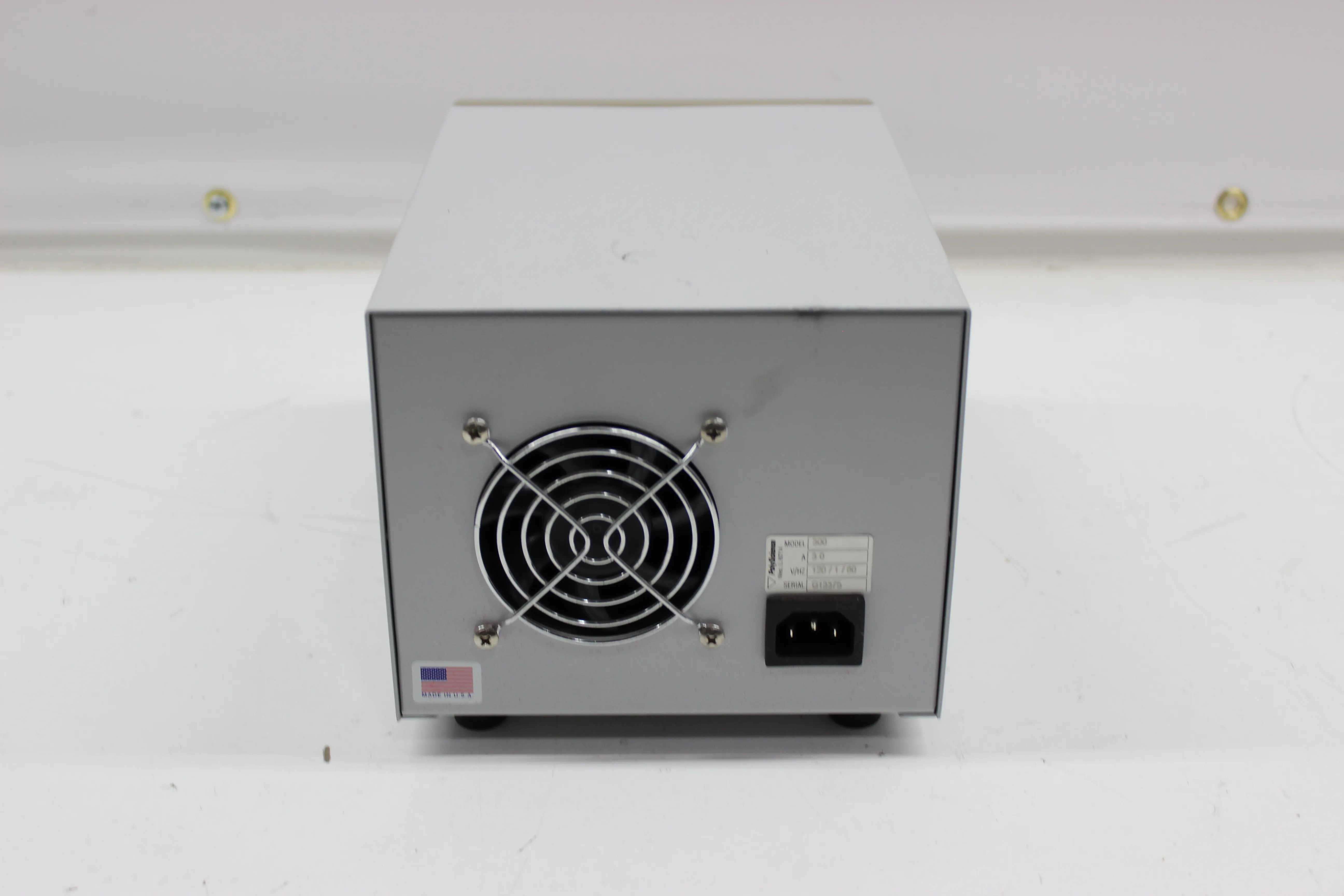 VWR Model 300 Power Supply