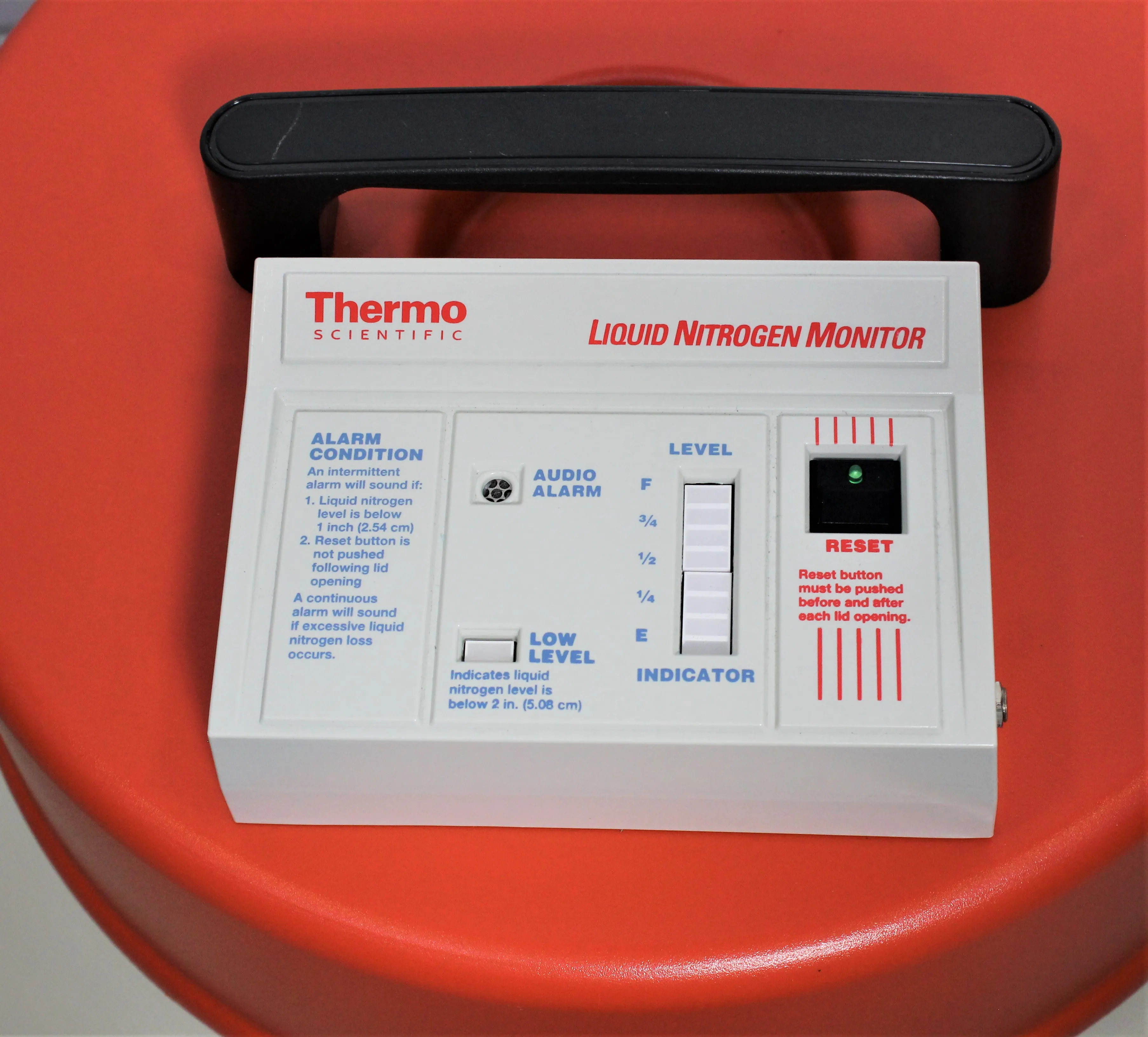 Thermo Scientific Locator 6 Plus Dewar / Cryotank