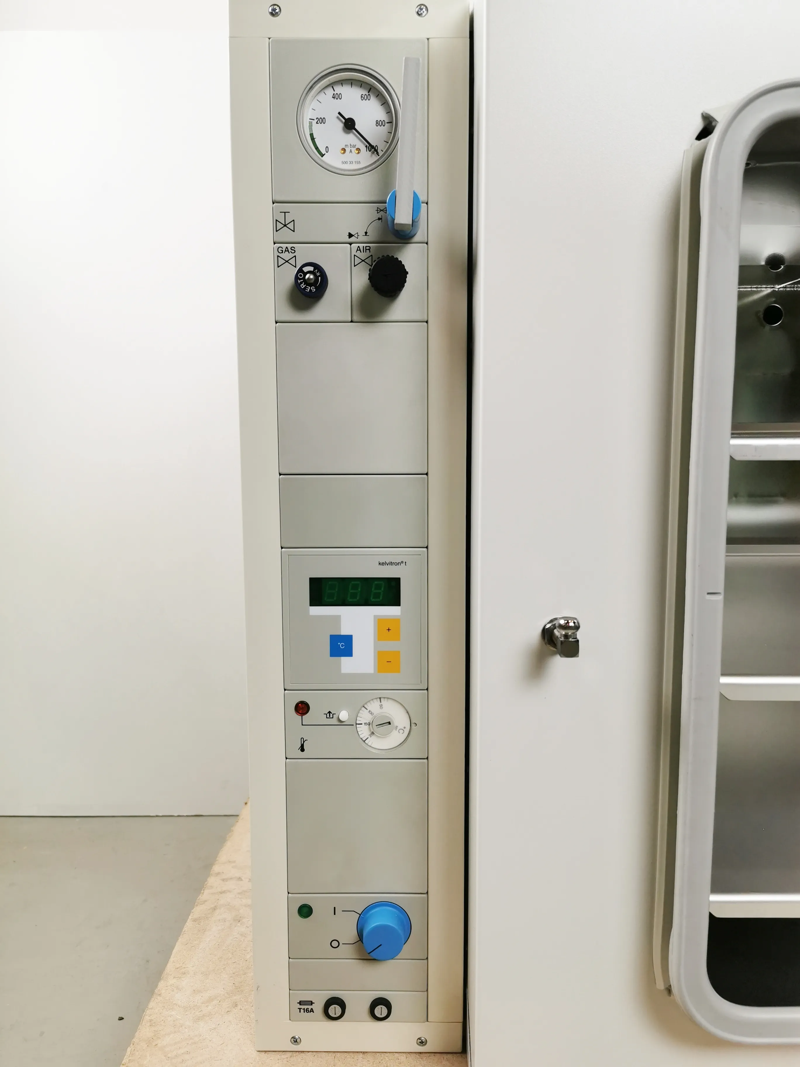 Thermo Scientific VacuTherm Vacuum Oven VT 6130 M