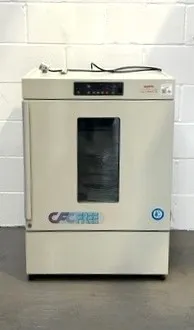 Sanyo MIR152 Cooled Incubator Refrigerator