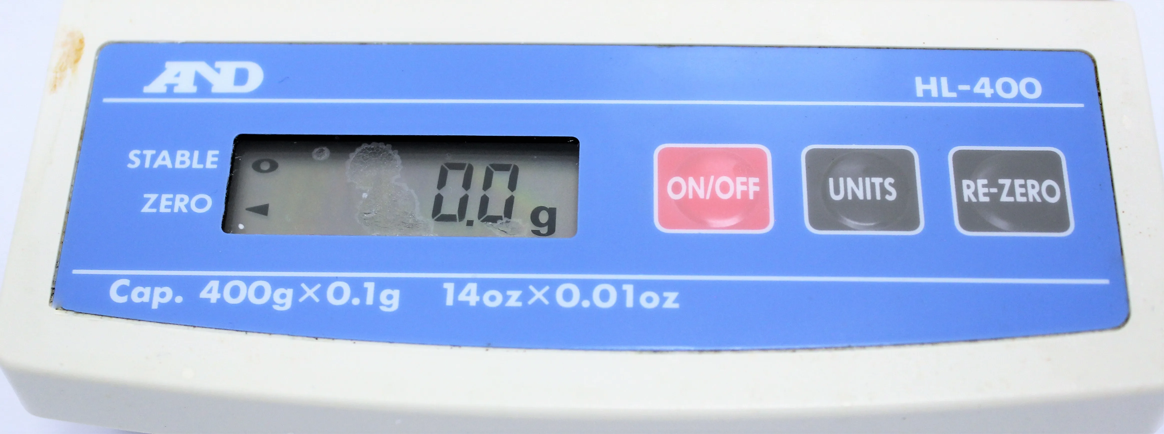 A&D HL-400 Portable Compact Scale, 400g Capacity, 0.1g Readability