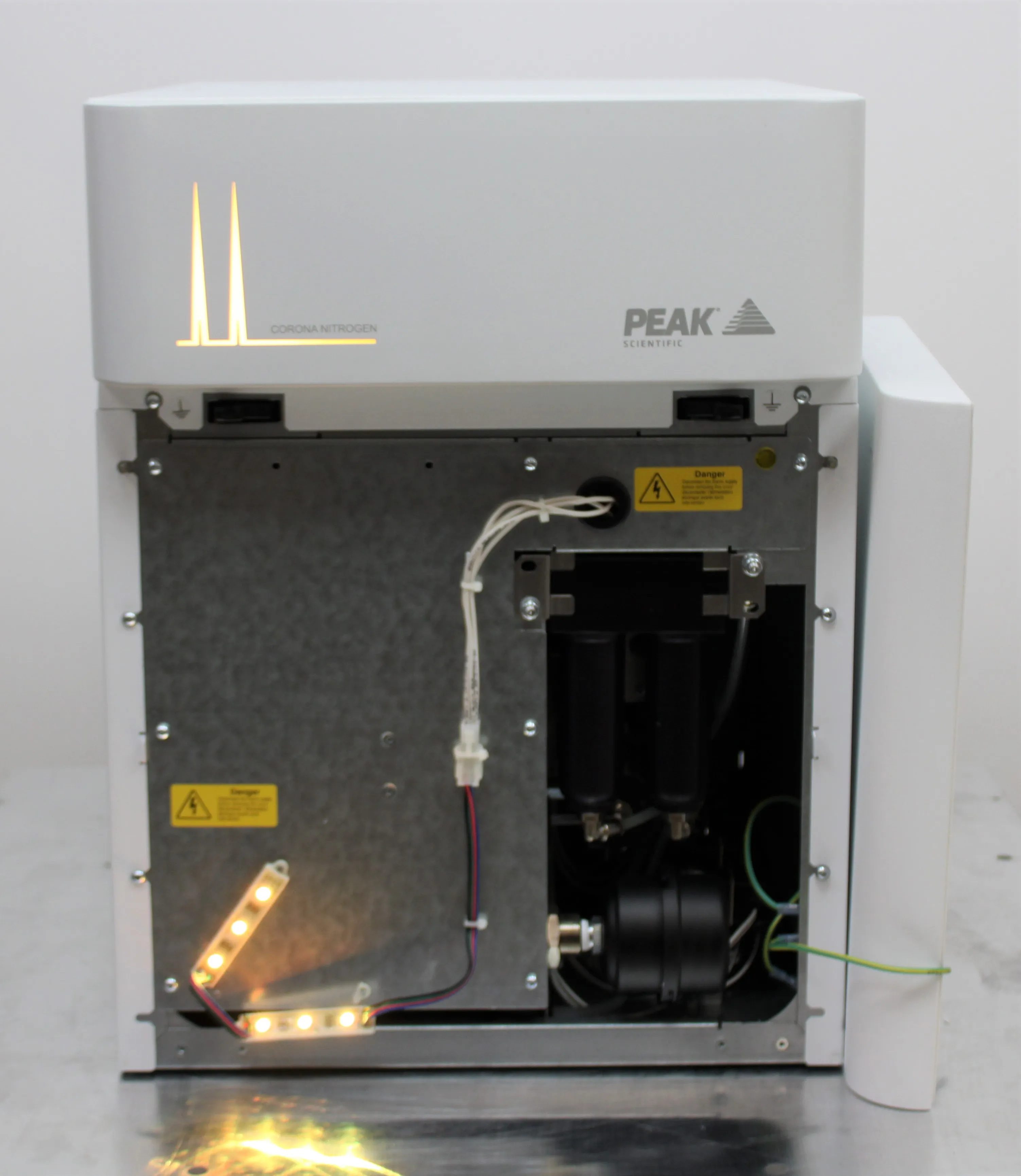 Peak Scientific Corona Air Compressor (230v) + Corona Nitrogen 1010(230V)