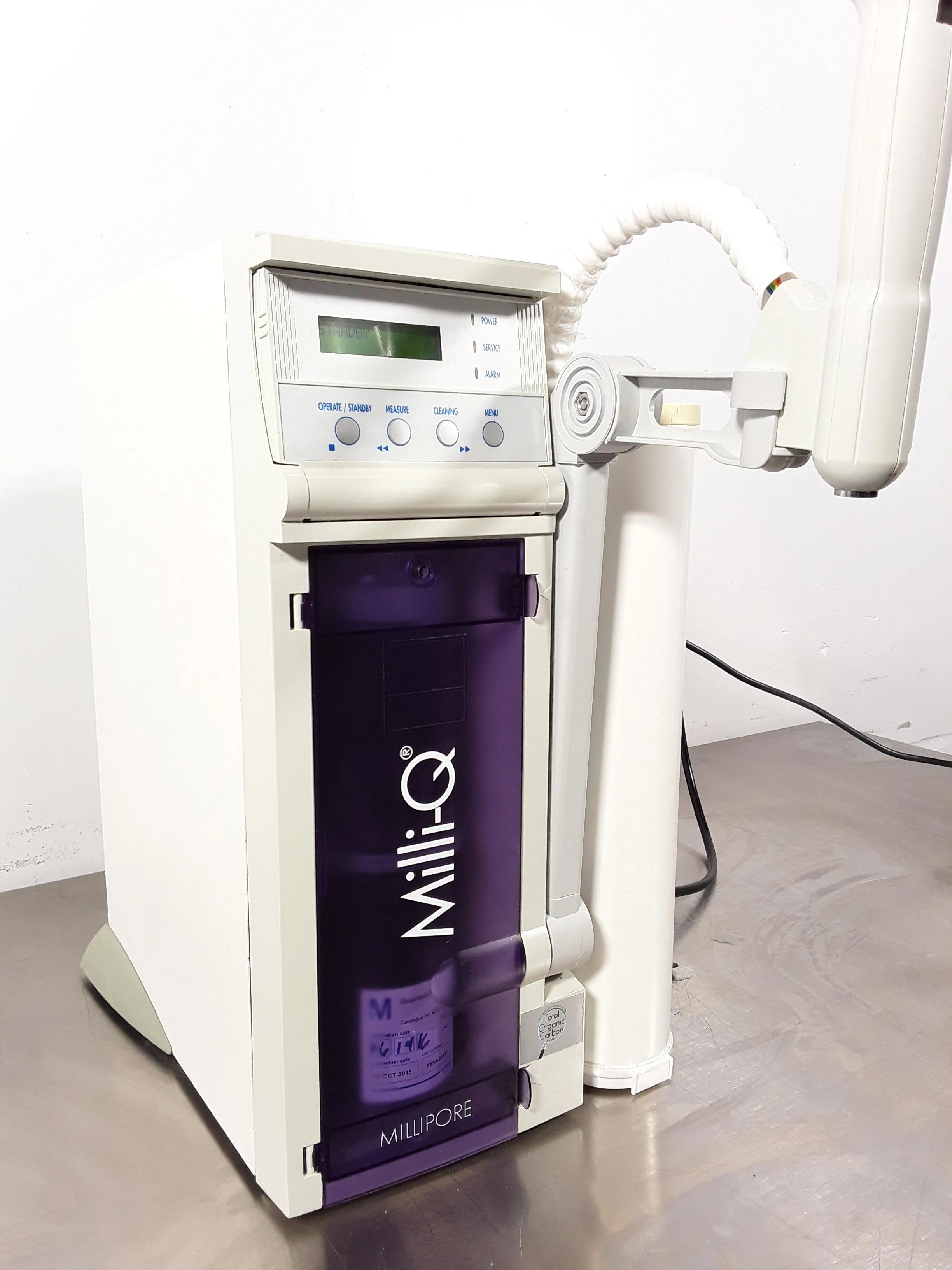 Millipore Milli-Q Gradient A10 Water Purification System with TOC Measurement and UV Lamp