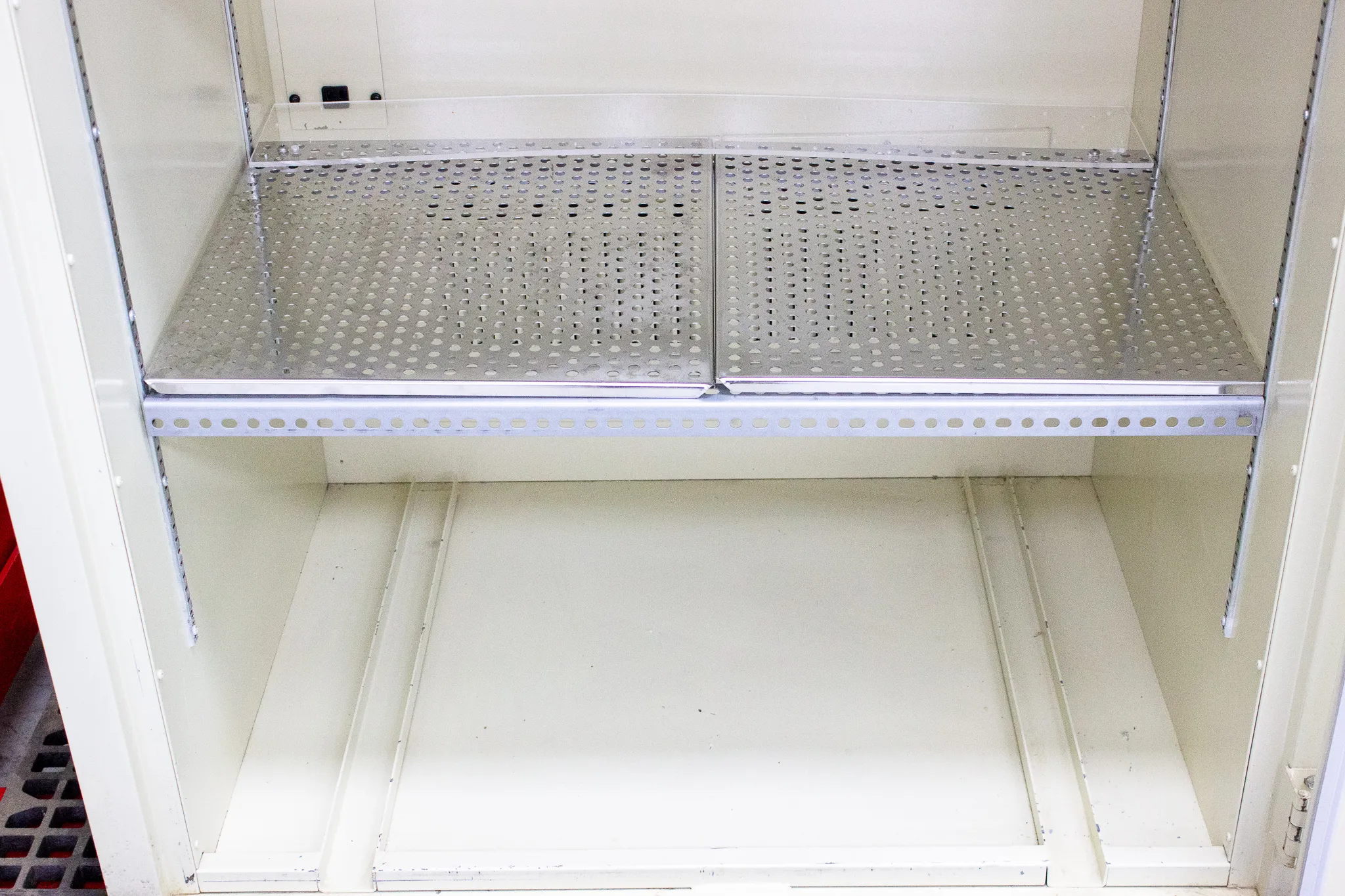 Bellco Glass Single Window Standard Roll-In Incubator 7728-S0095