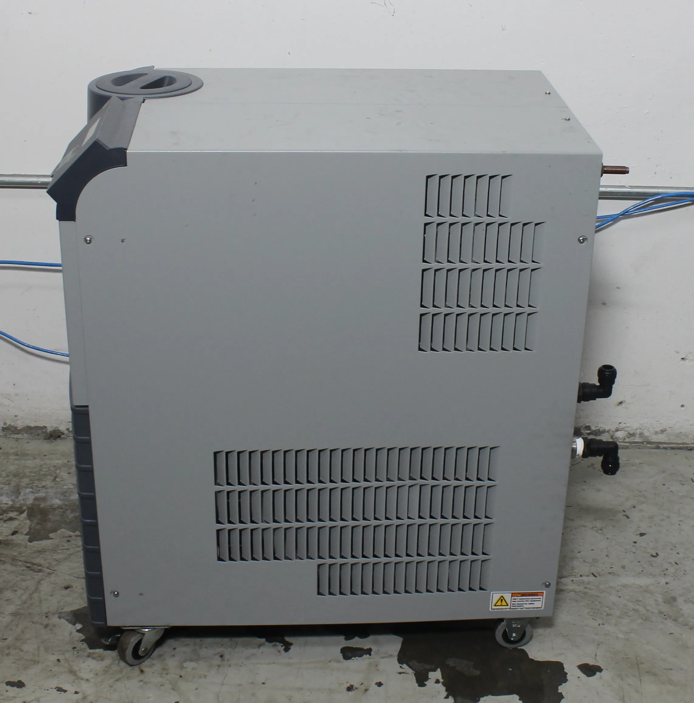 Thermo Scientific ThermoFlex 900 Recirculating Chiller - Neslab