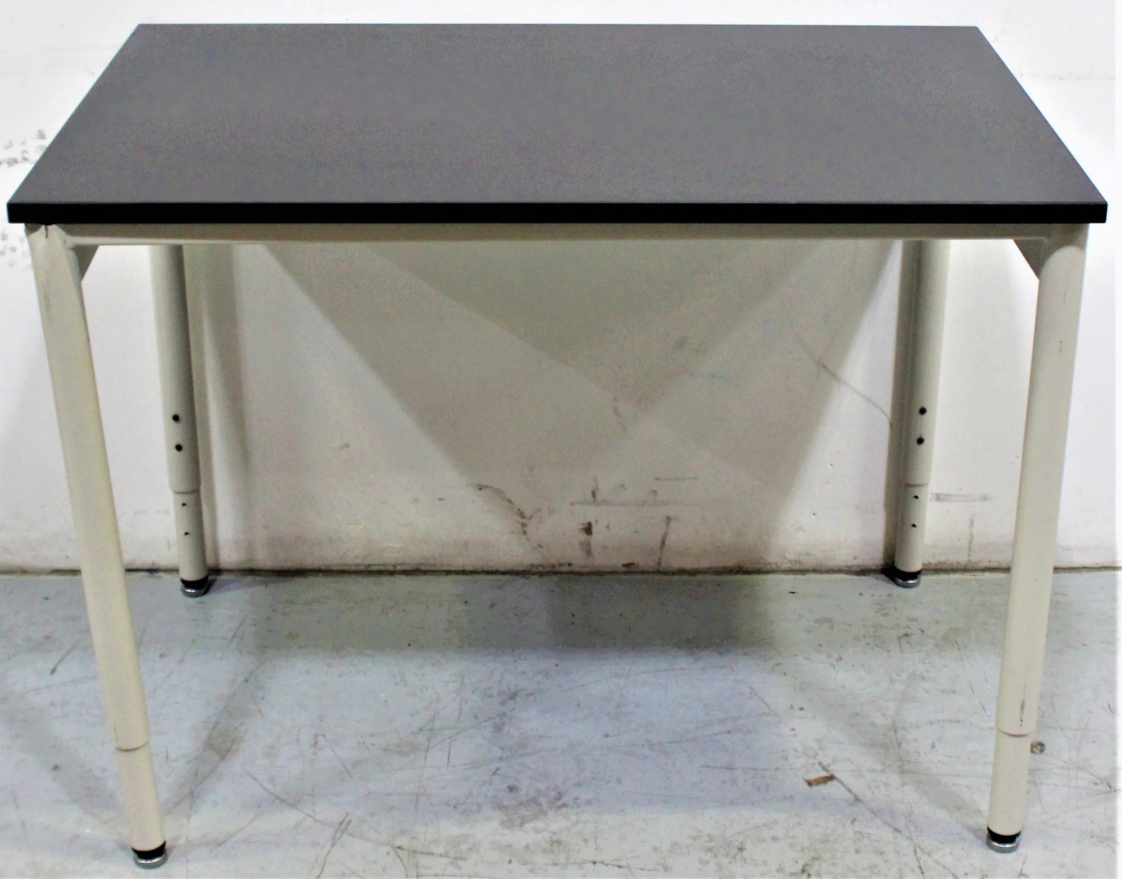 Thermo Scientific 30x48 Post Table Frame