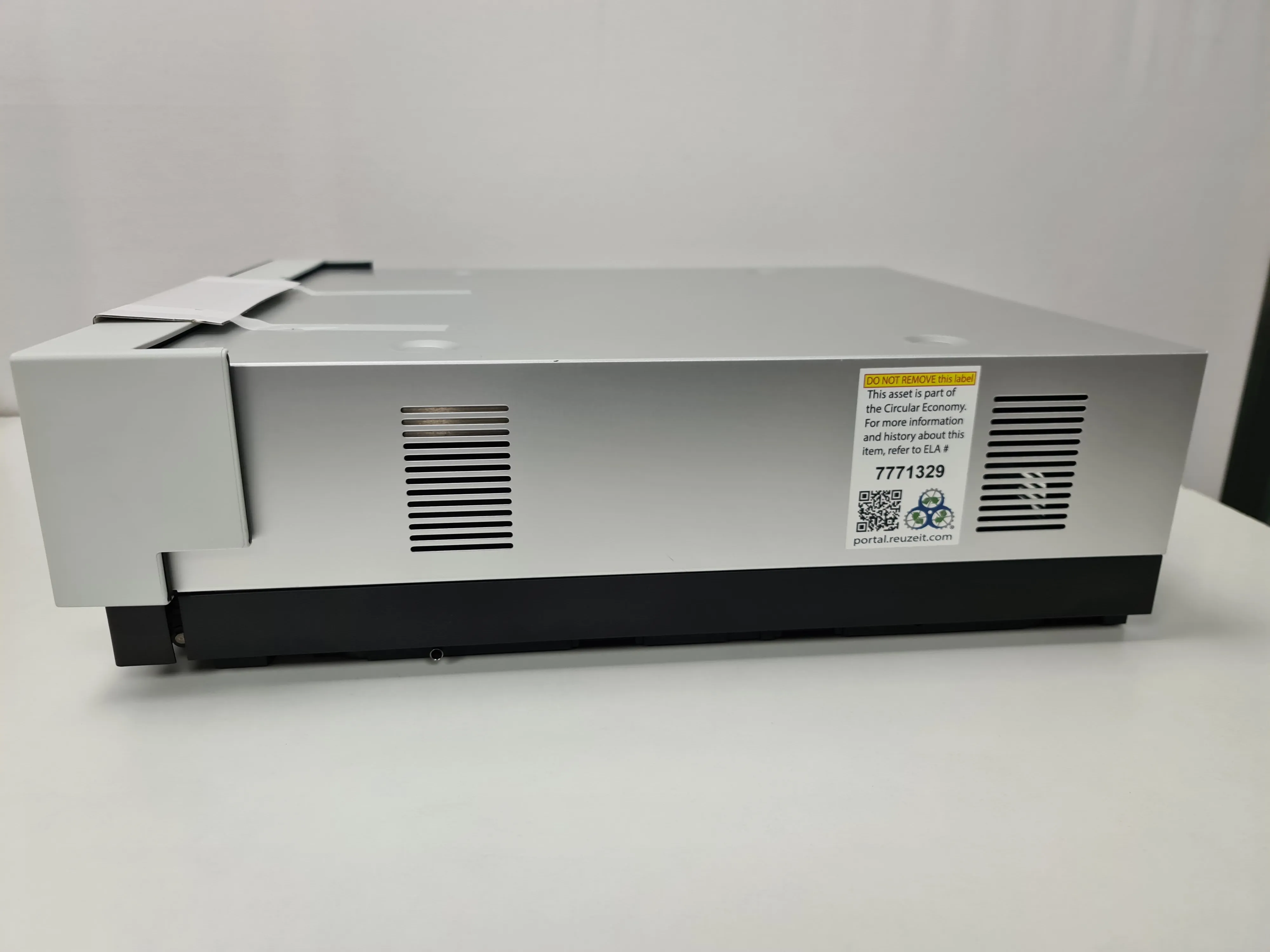 Thermo Scientific Dionex UltiMate 3000 VWD-3100 Variable Wavelength Detector